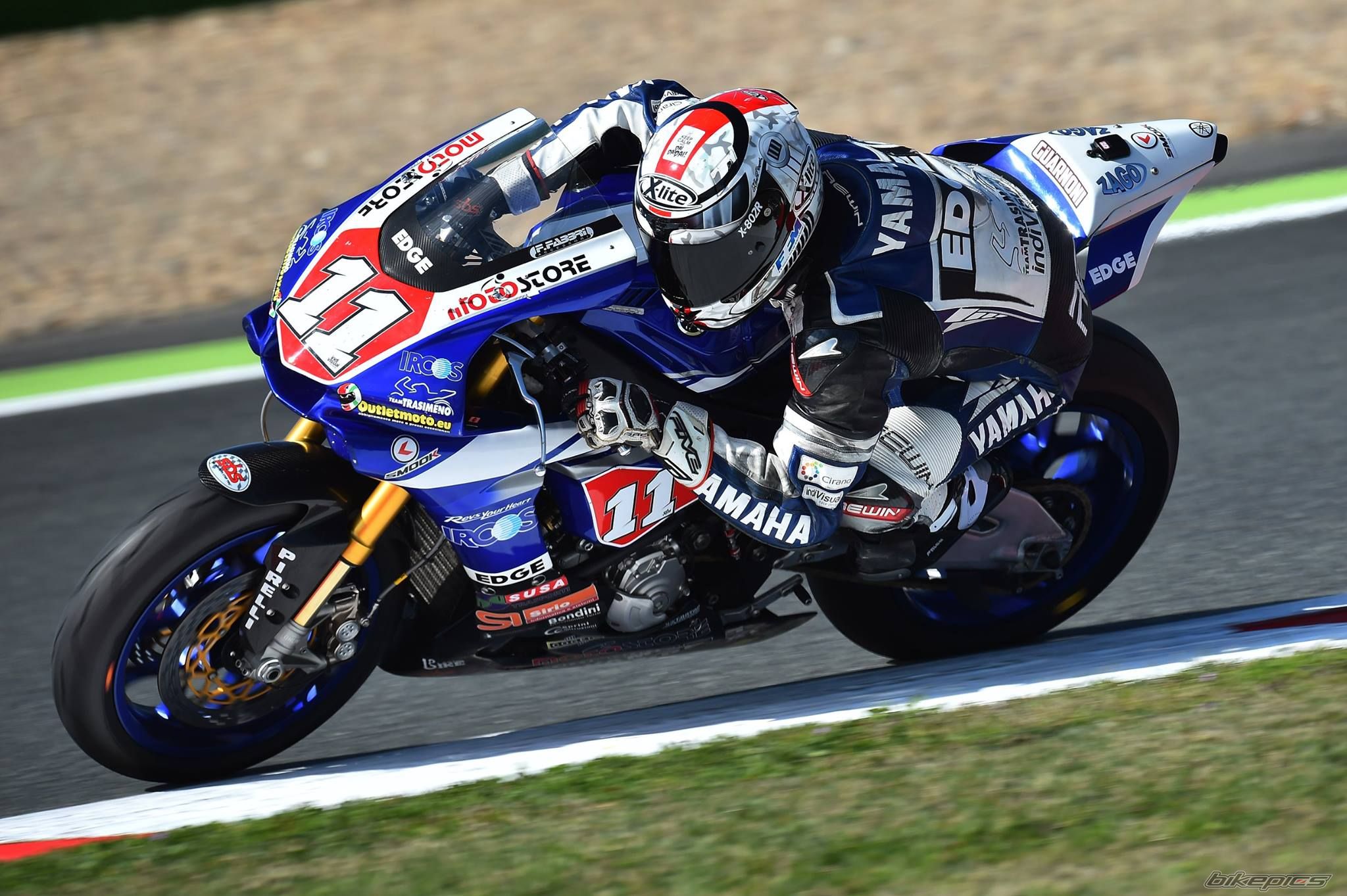 2015 YAMAHA YZF R1 | Picture 2760200 motorcycle photo