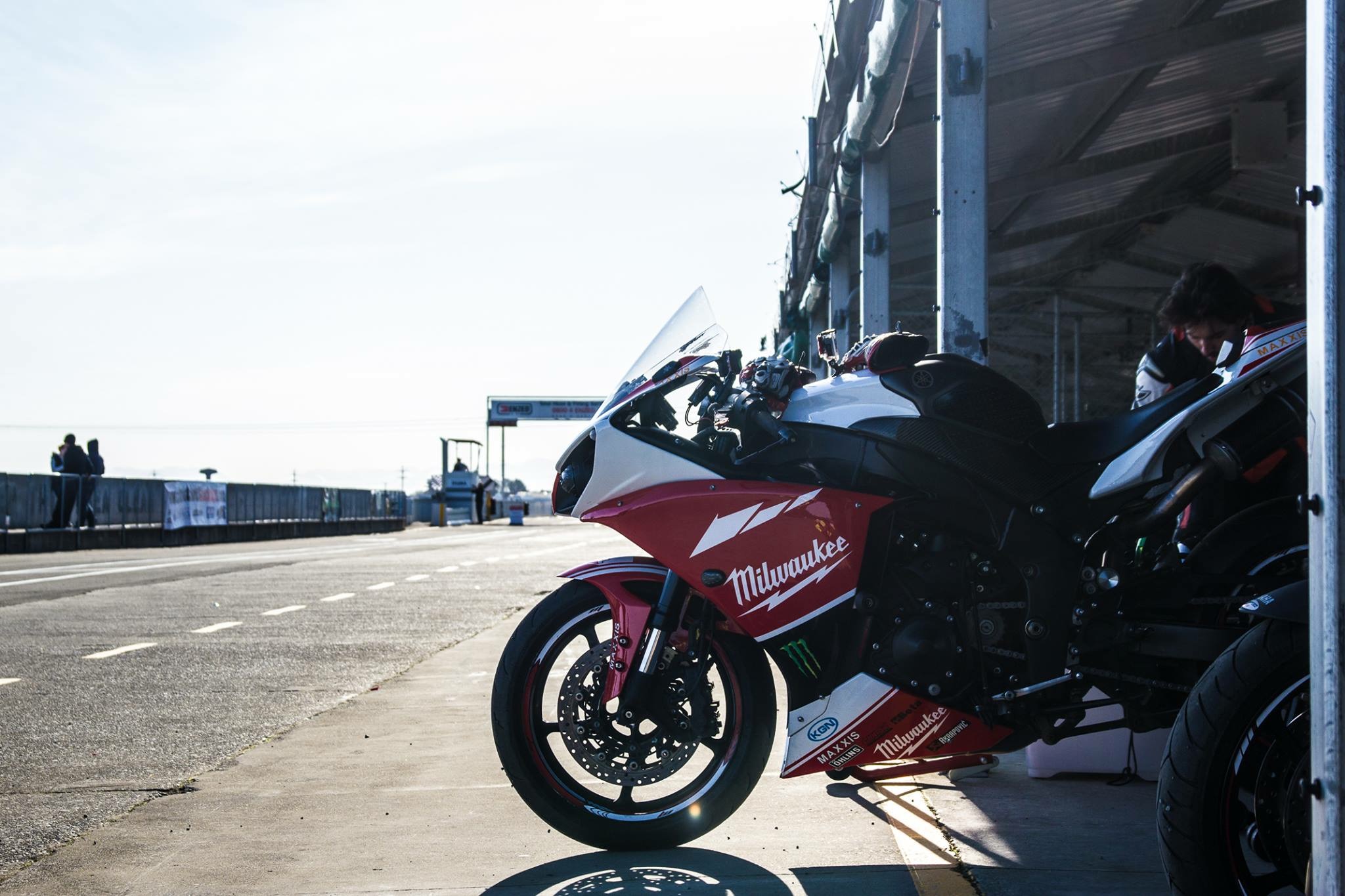 2012 YAMAHA YZF R1 | Picture 2760283 motorcycle photo
