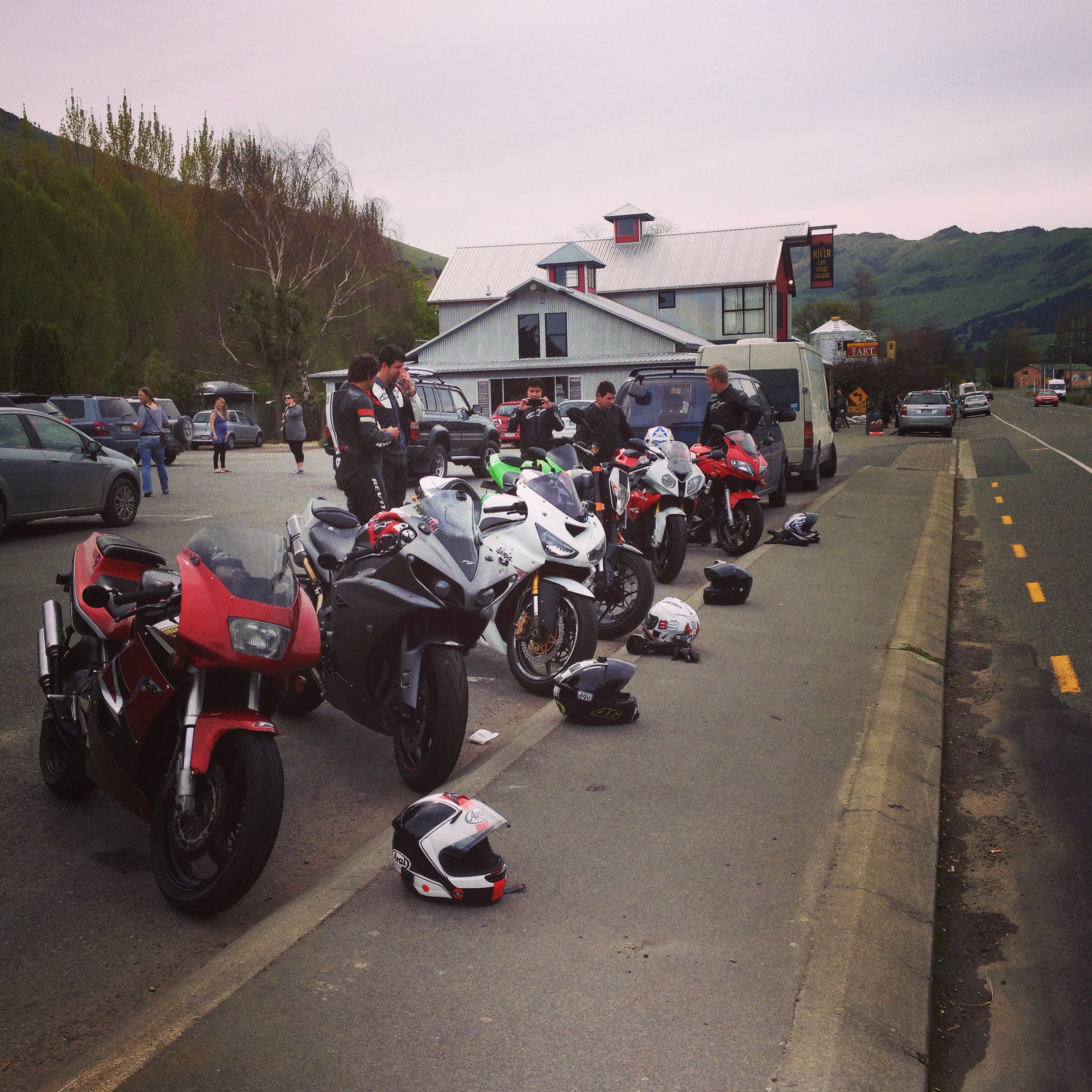 2012 YAMAHA YZF R1 | Picture 2760365 motorcycle photo