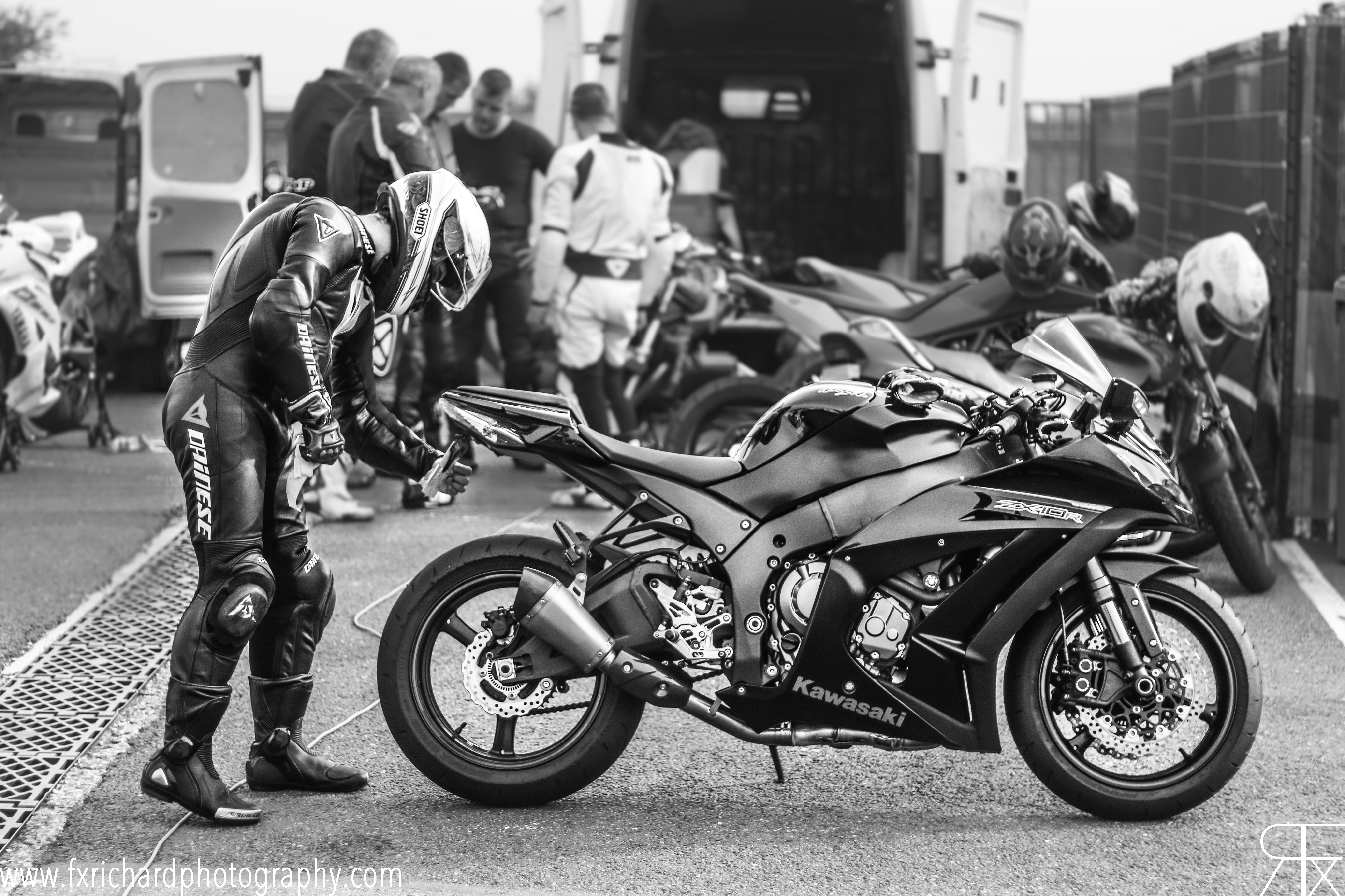 2013 KAWASAKI ZX 10R | Picture 2762454 motorcycle photo