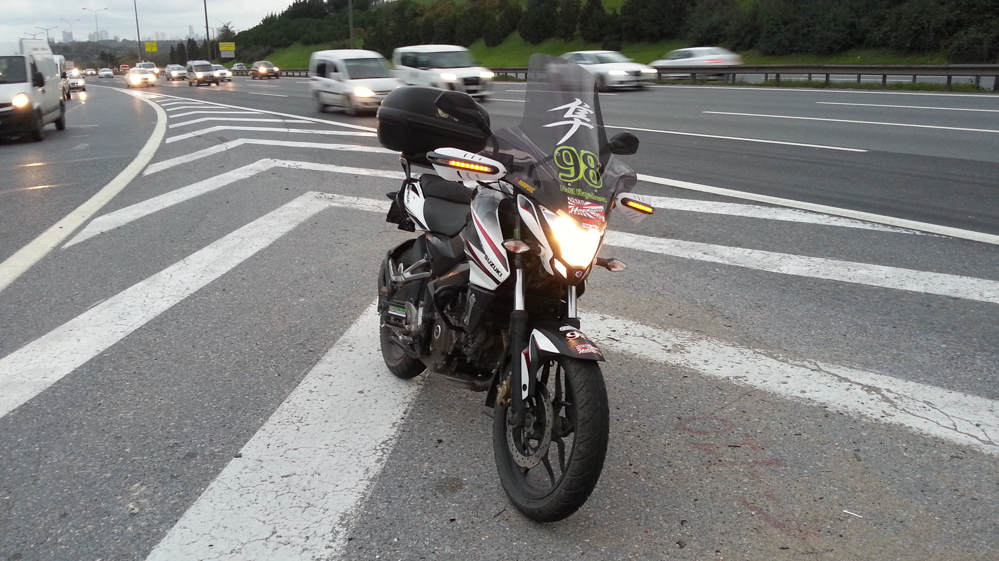 2015 BAJAJ PULSAR 200 NS | Picture 2763083 motorcycle photo