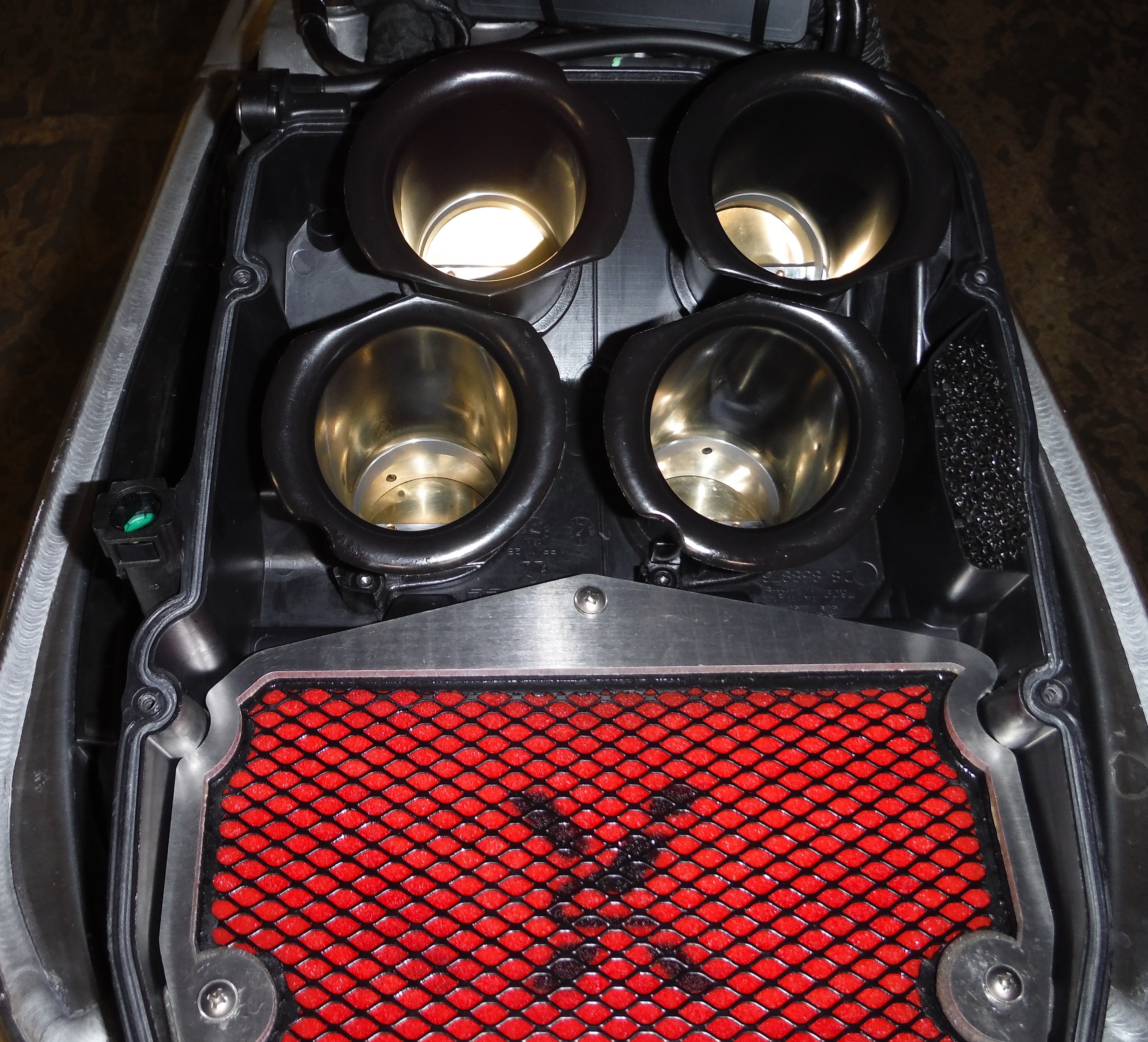 2013 APRILIA RSV4R APRC | Picture 2764849 motorcycle photo
