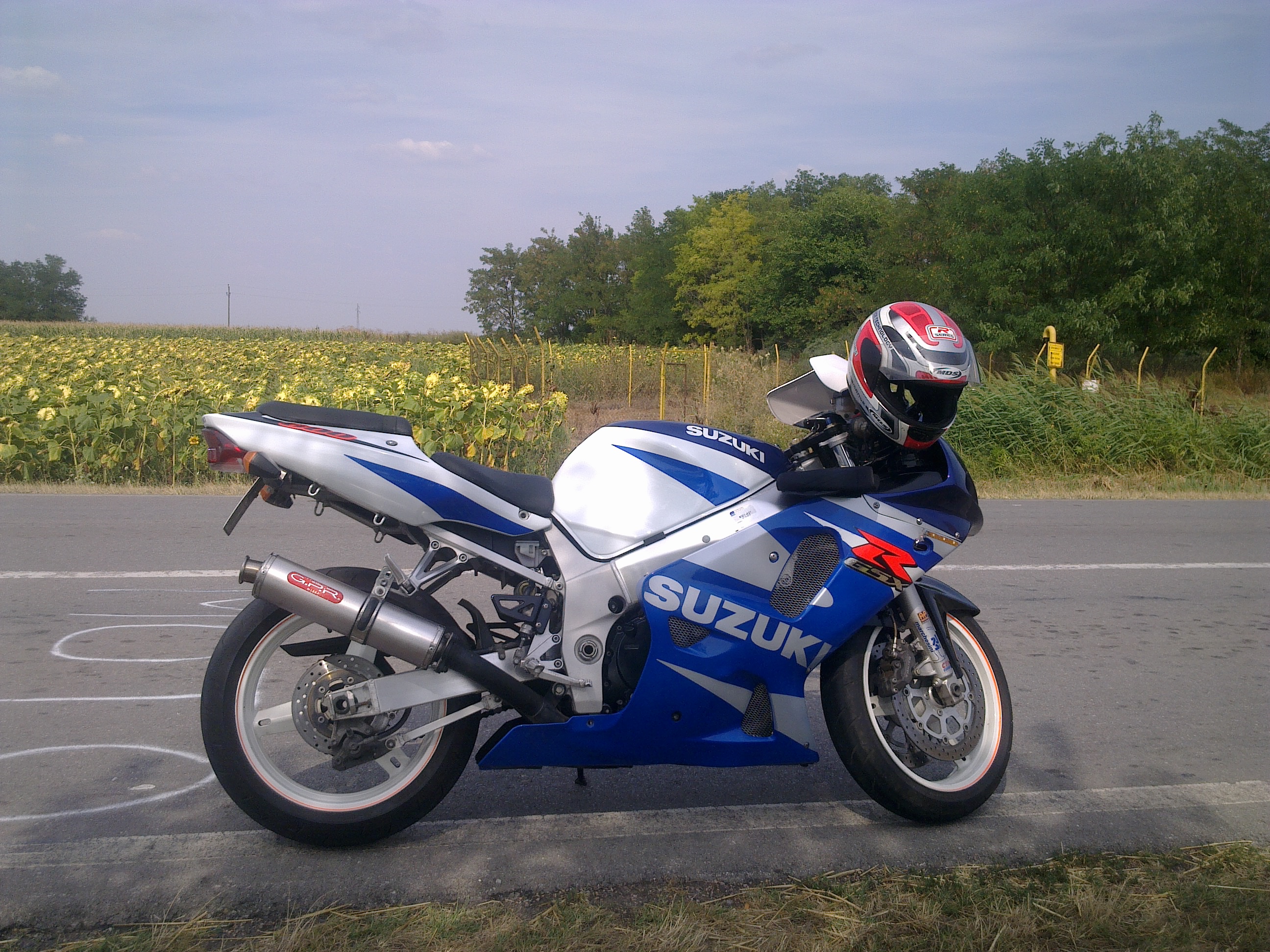 2001 SUZUKI GSX R 600 | Picture 2768619 motorcycle photo