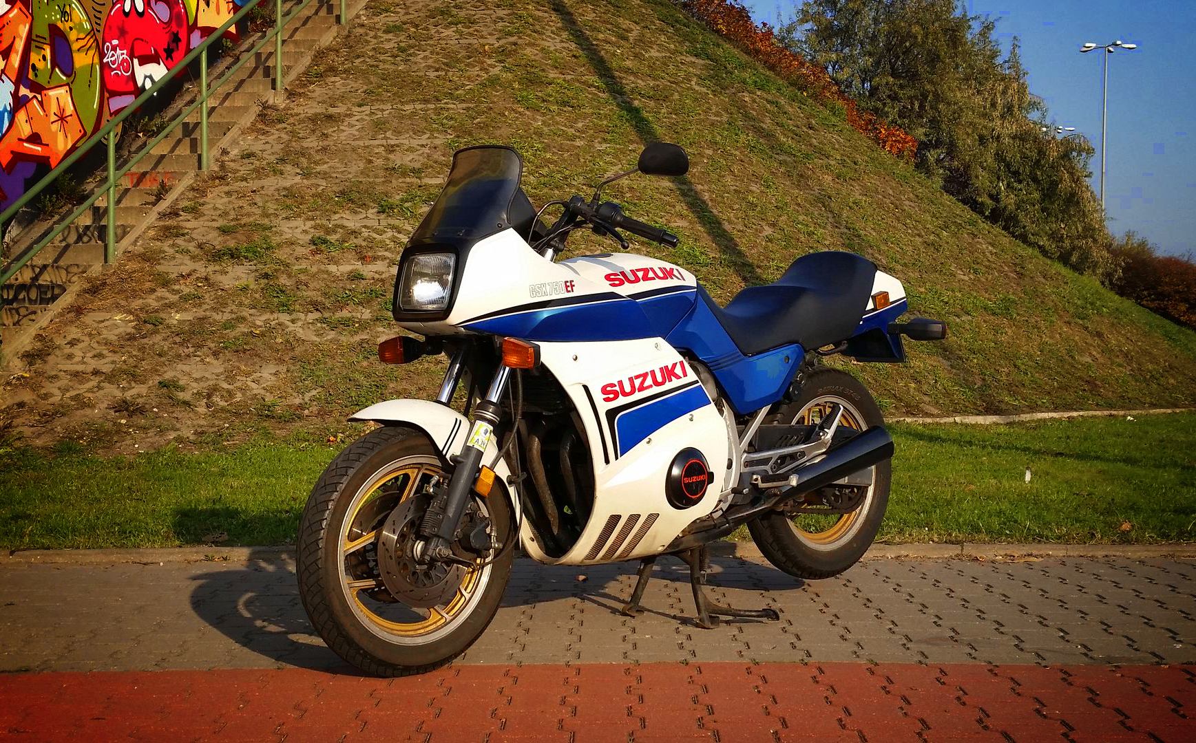 1985 SUZUKI GSX 750 EF | Picture 2769776 motorcycle photo