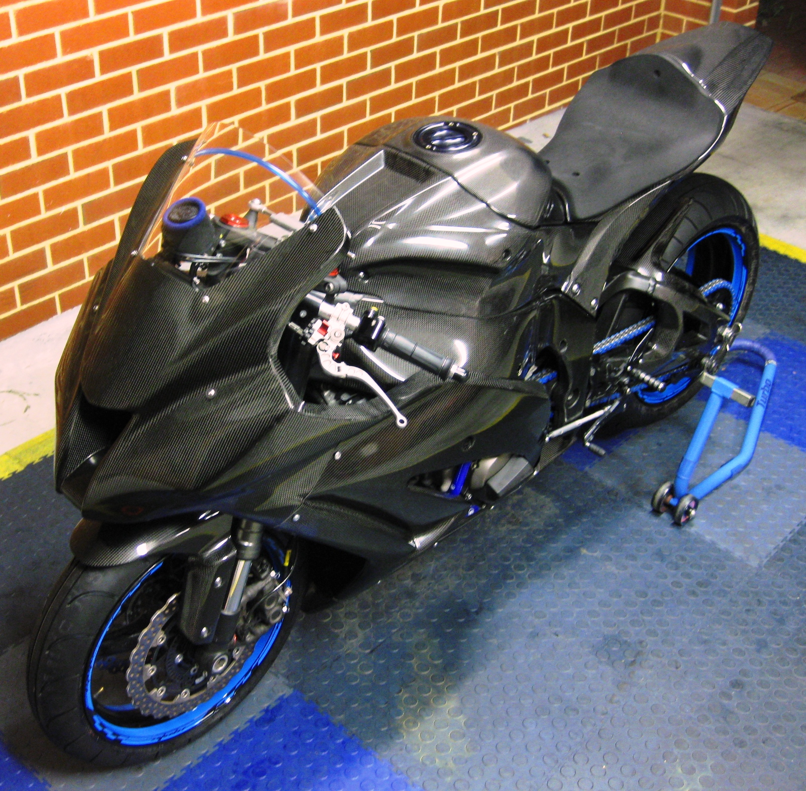 2011 KAWASAKI ZX 10R | Picture 2772633 motorcycle photo