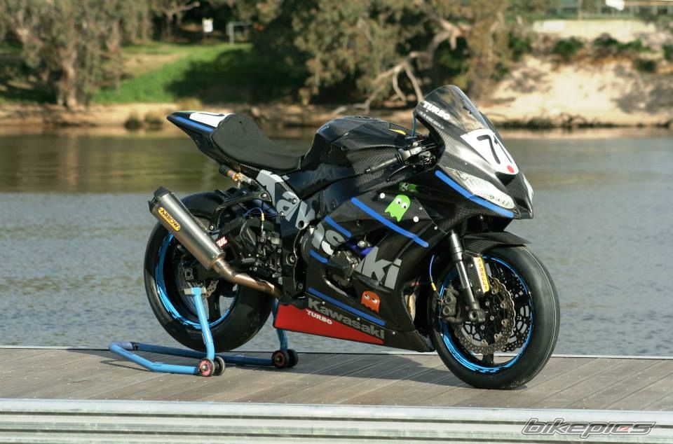 2011 KAWASAKI ZX 10R | Picture 2772640 motorcycle photo