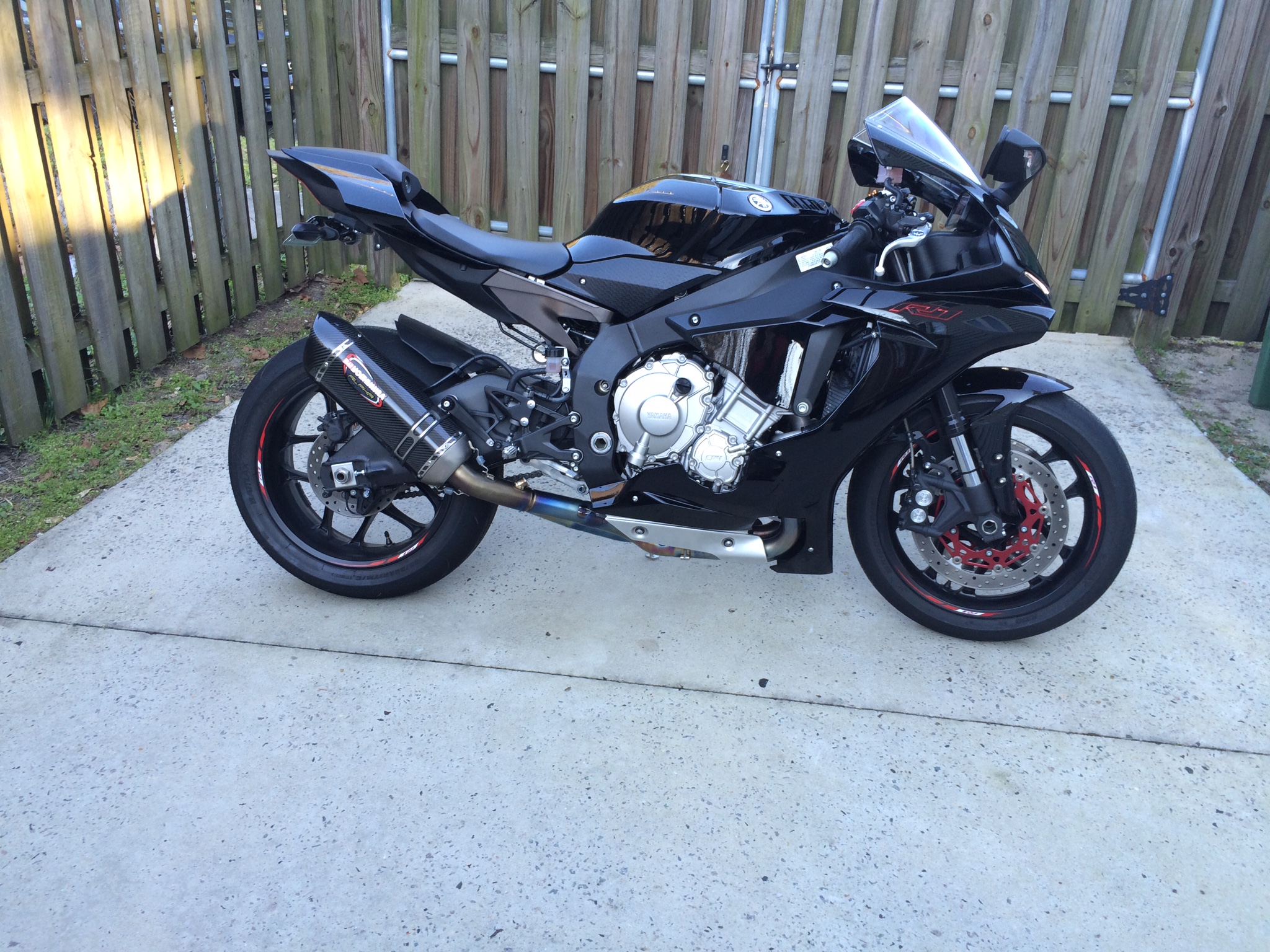 2015 YAMAHA YZF R1 | Picture 2773902 motorcycle photo