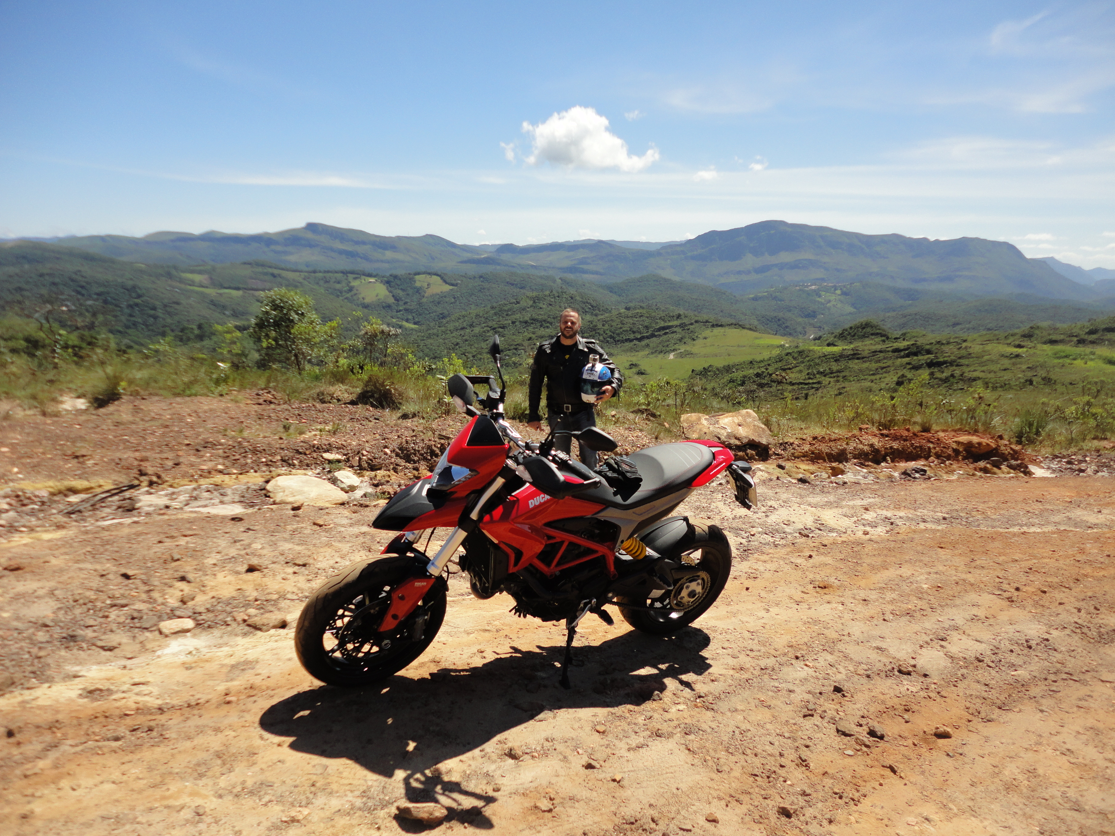 2015 DUCATI HYPERMOTARD 821 | Picture 2774128 motorcycle photo