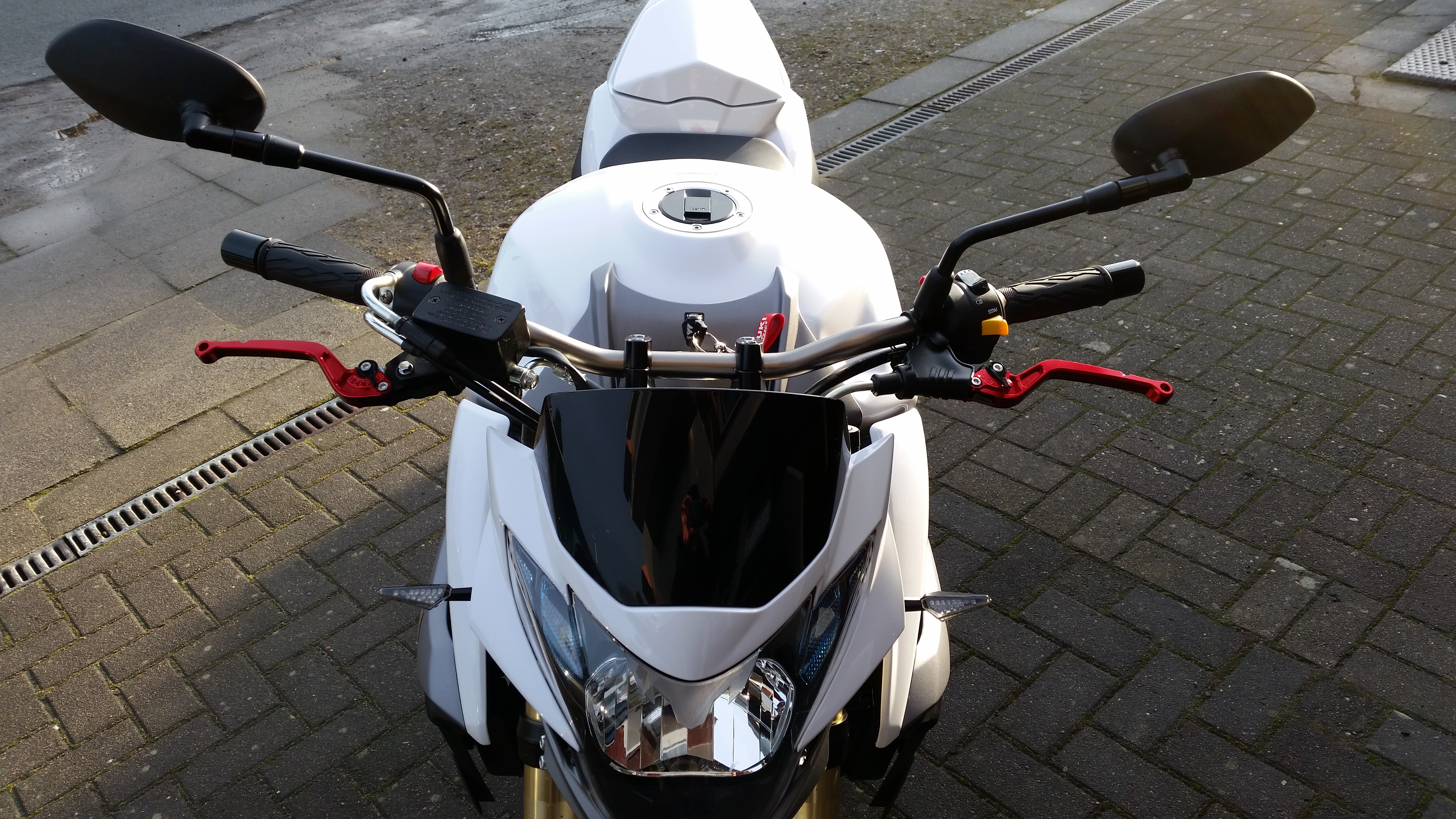 2015 SUZUKI GSR 750 | Picture 2774785 motorcycle photo