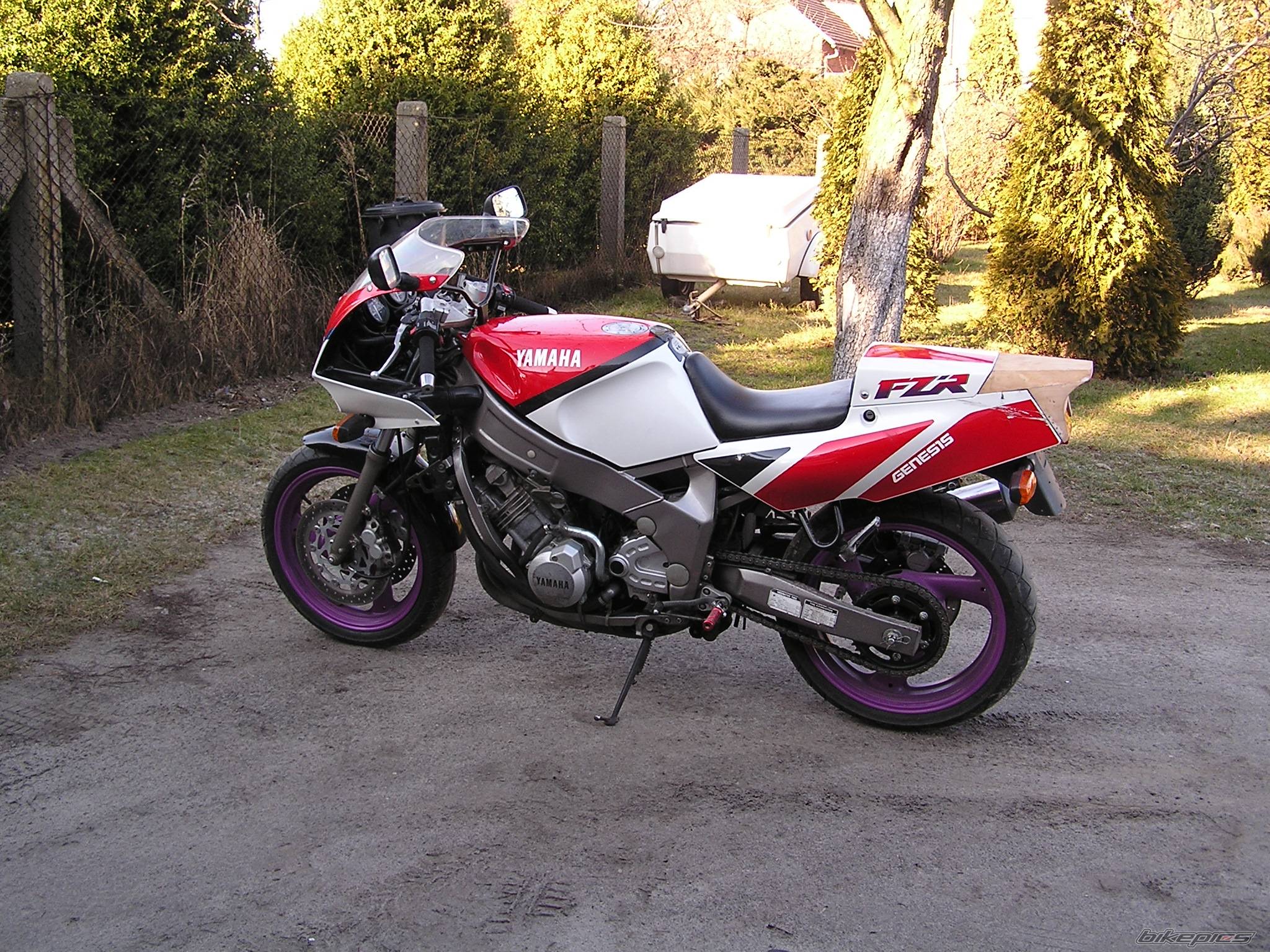 1993 YAMAHA FZR 600 | Picture 277809 motorcycle photo