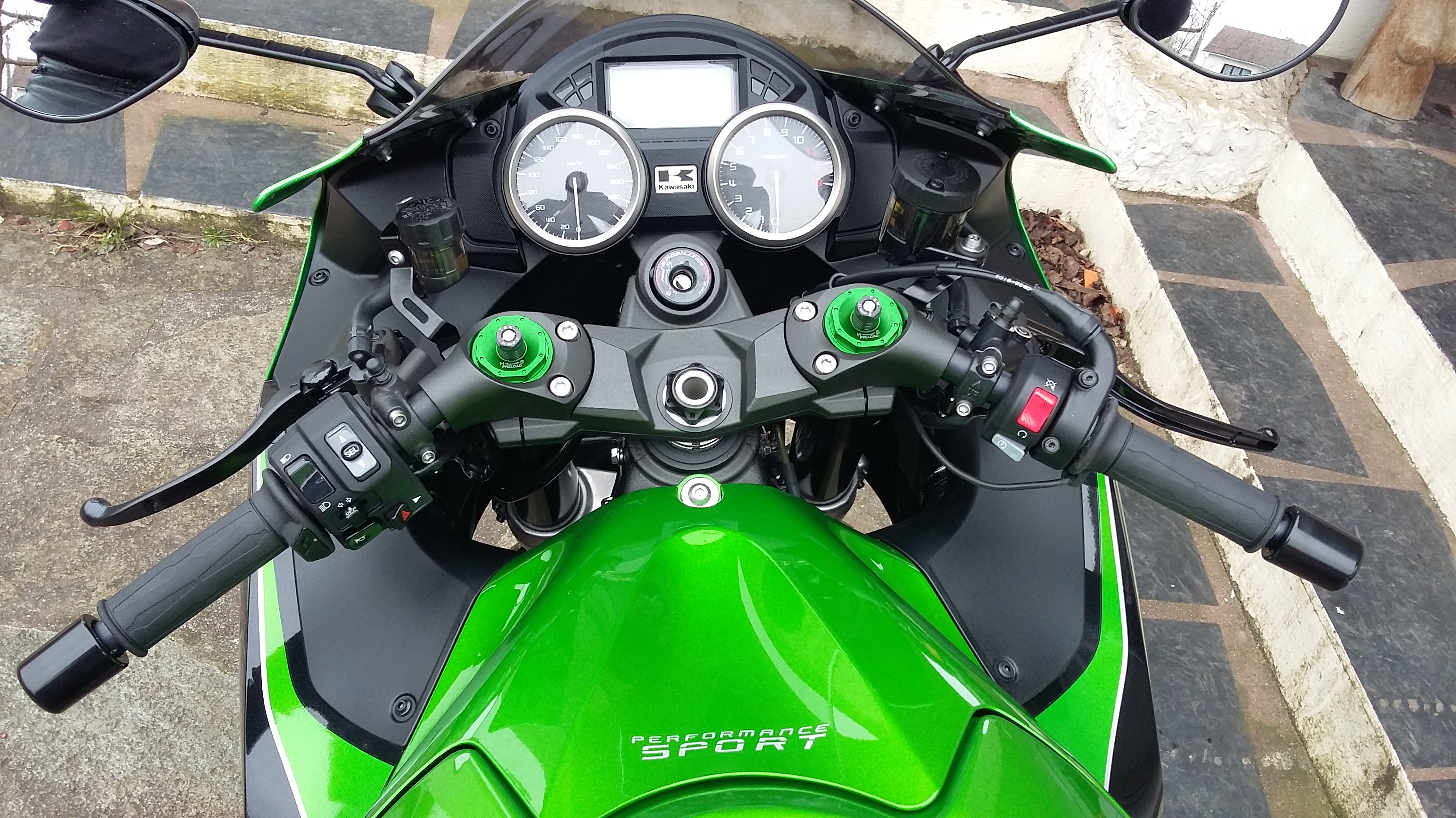 2015 KAWASAKI ZZR 1400 | Picture 2778320 motorcycle photo