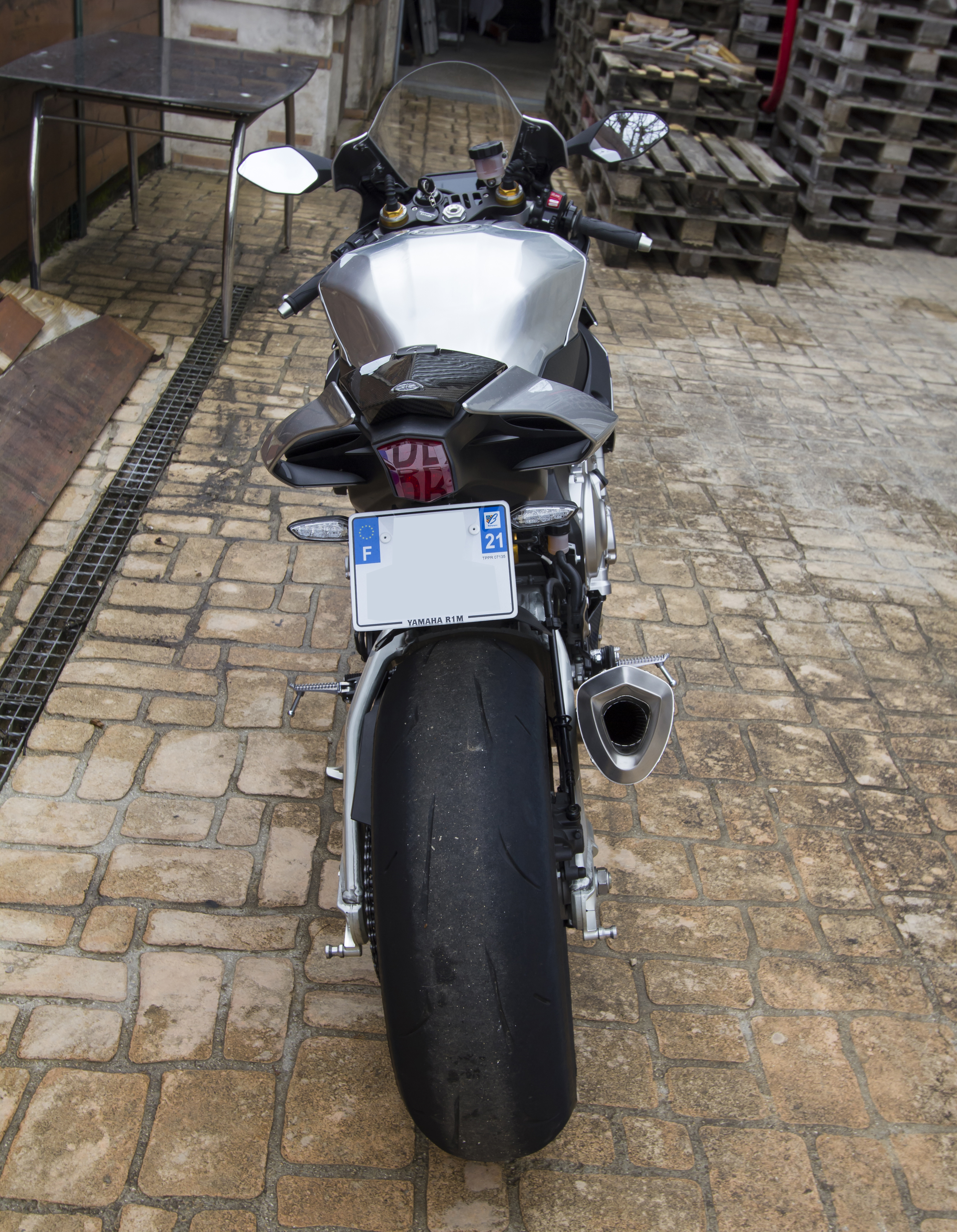 2015 YAMAHA YZF R1 | Picture 2779146 motorcycle photo