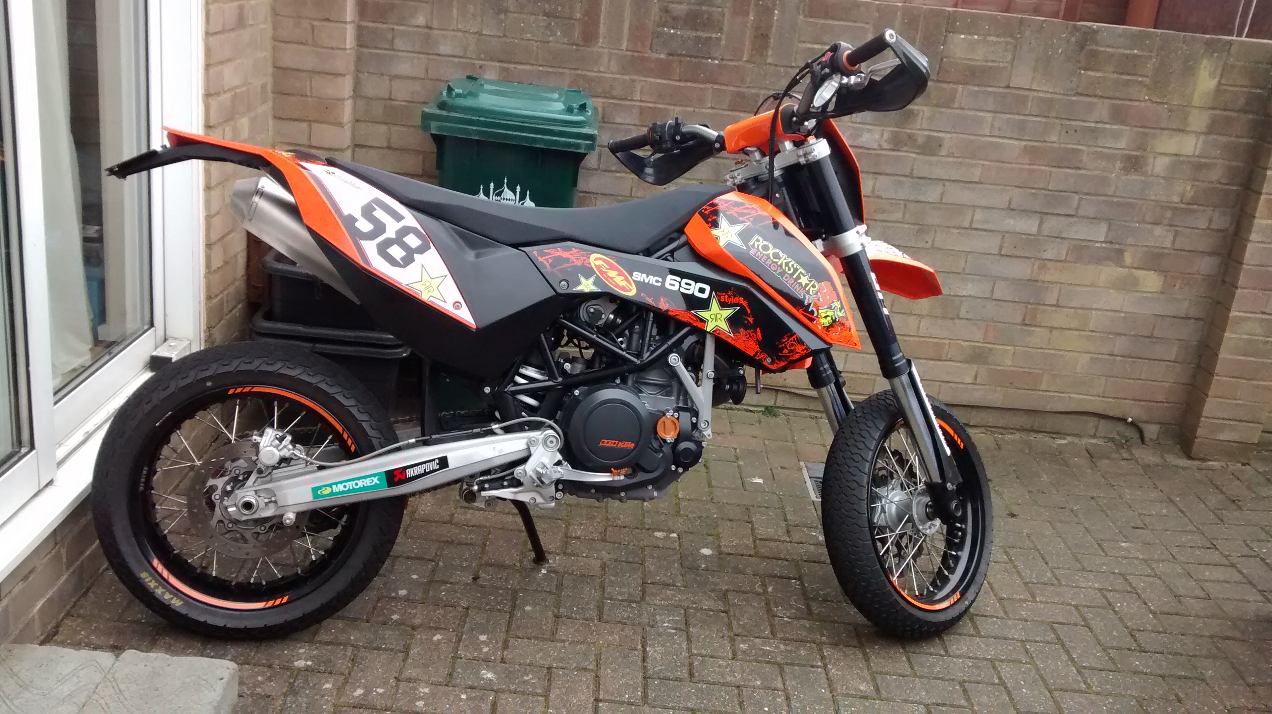 2009 KTM 690 SMC | Picture 2779475 motorcycle photo