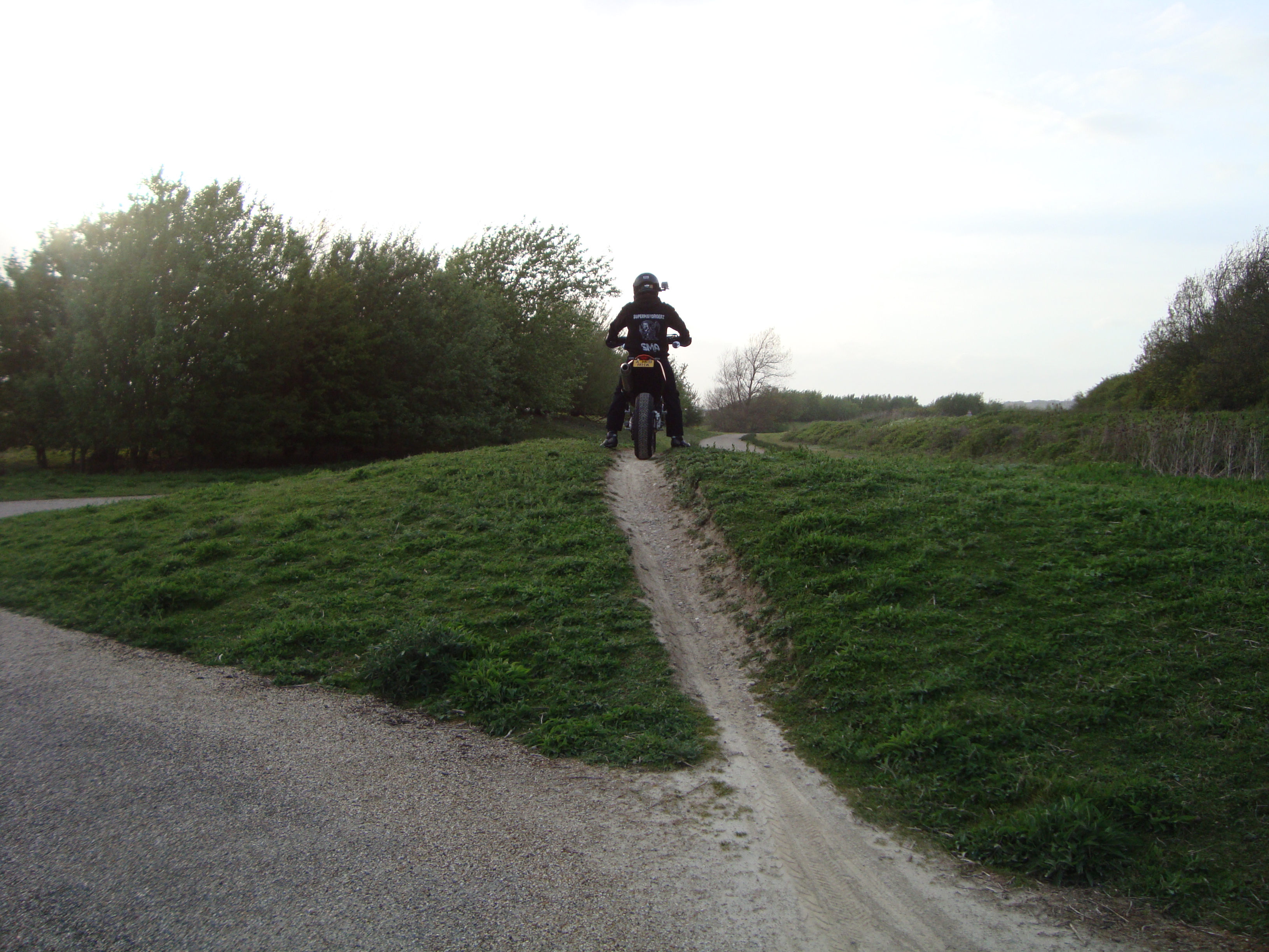 2009 KTM 690 SMC | Picture 2779507 motorcycle photo