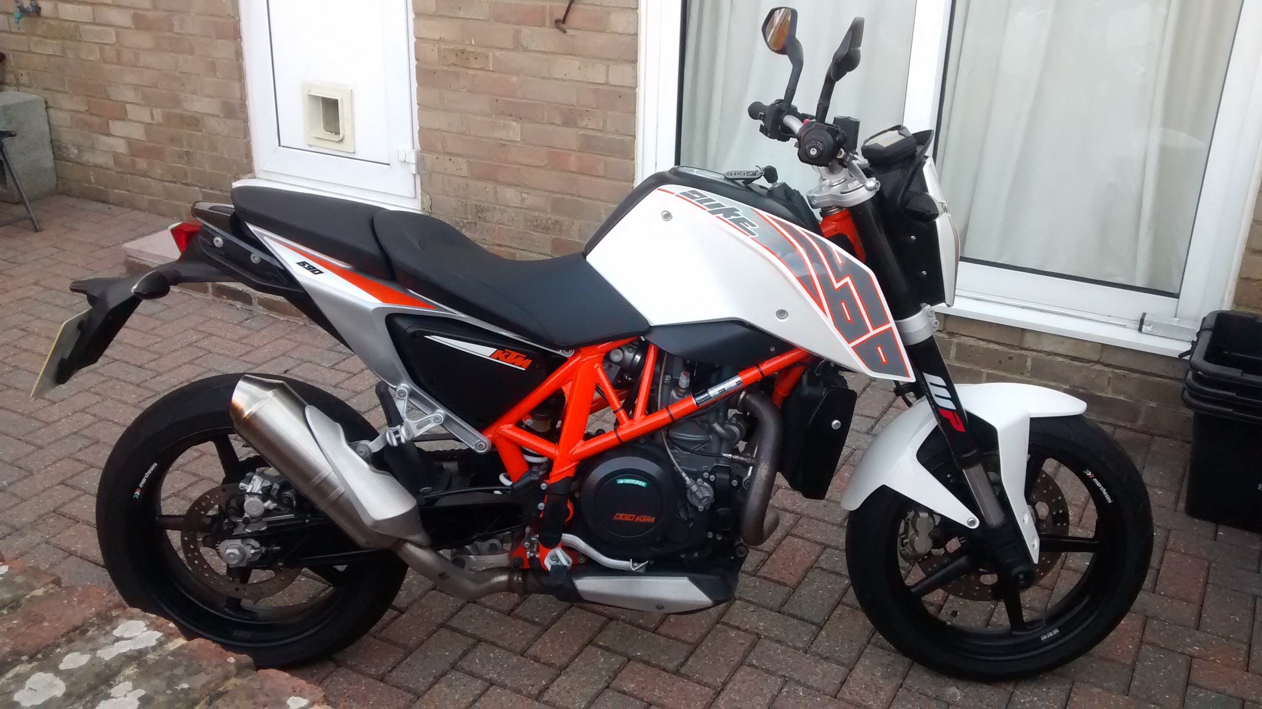 2012 KTM 690 DUKE | Picture 2779521 motorcycle photo