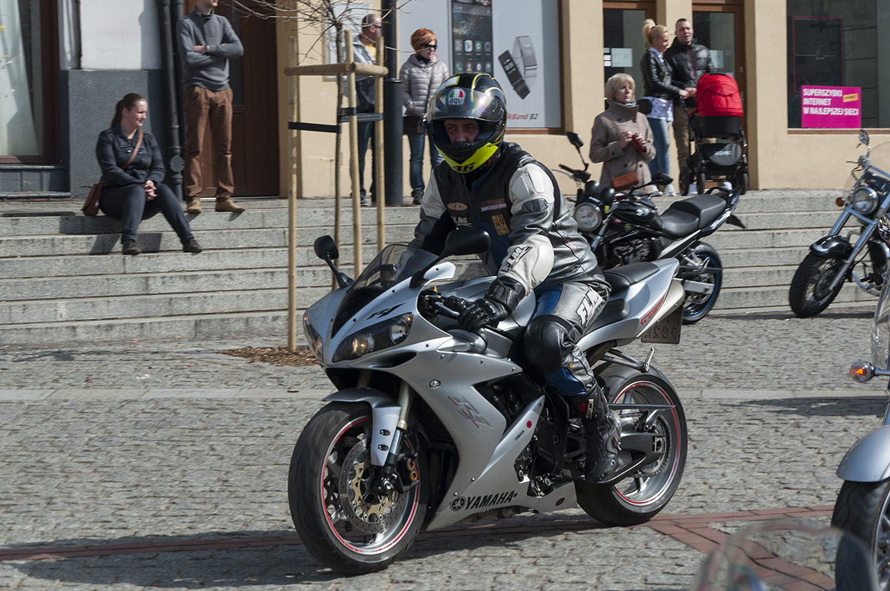 2007 YAMAHA YZF R1 | Picture 2780679 motorcycle photo