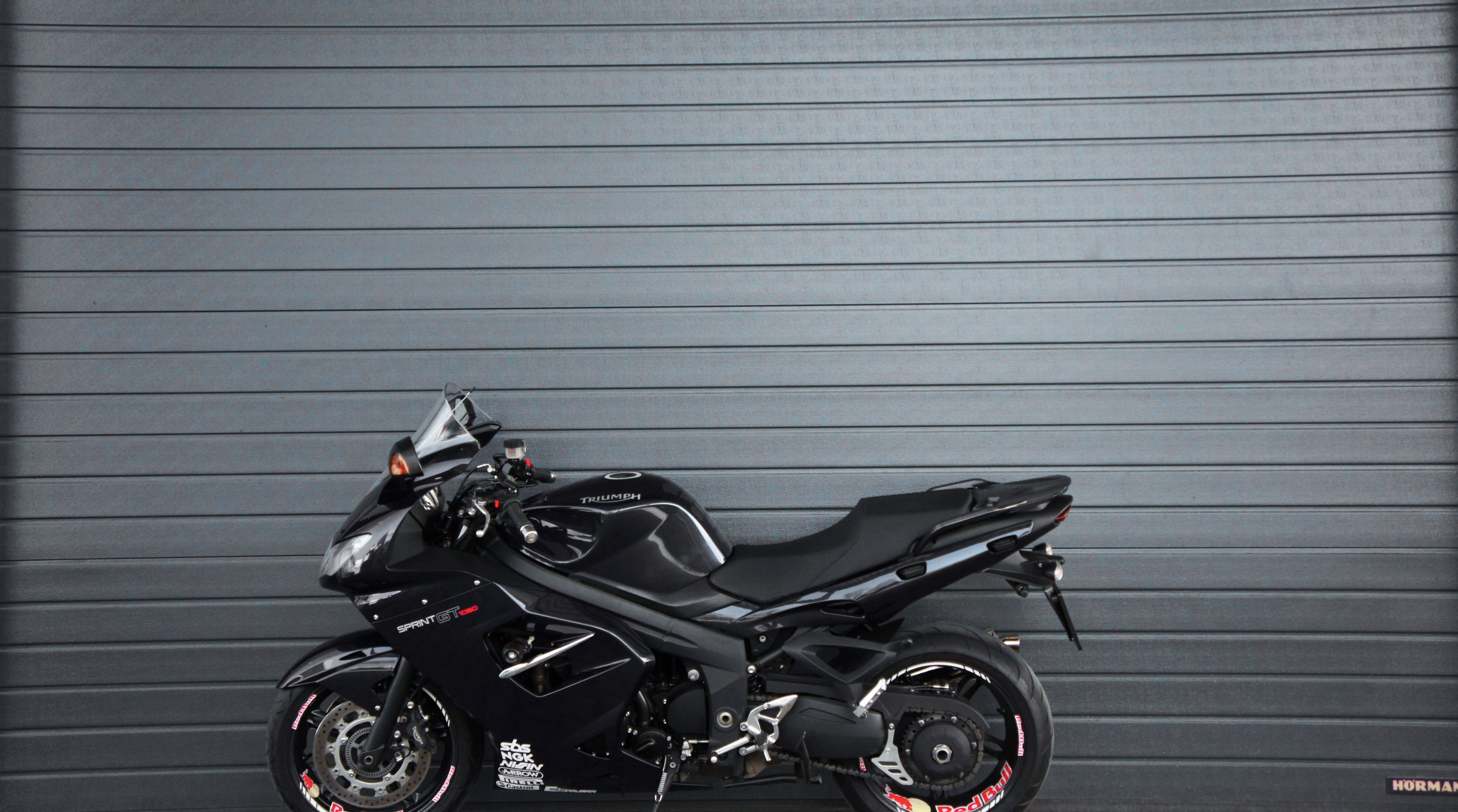 2011 TRIUMPH SPRINT GT | Picture 2780904 motorcycle photo