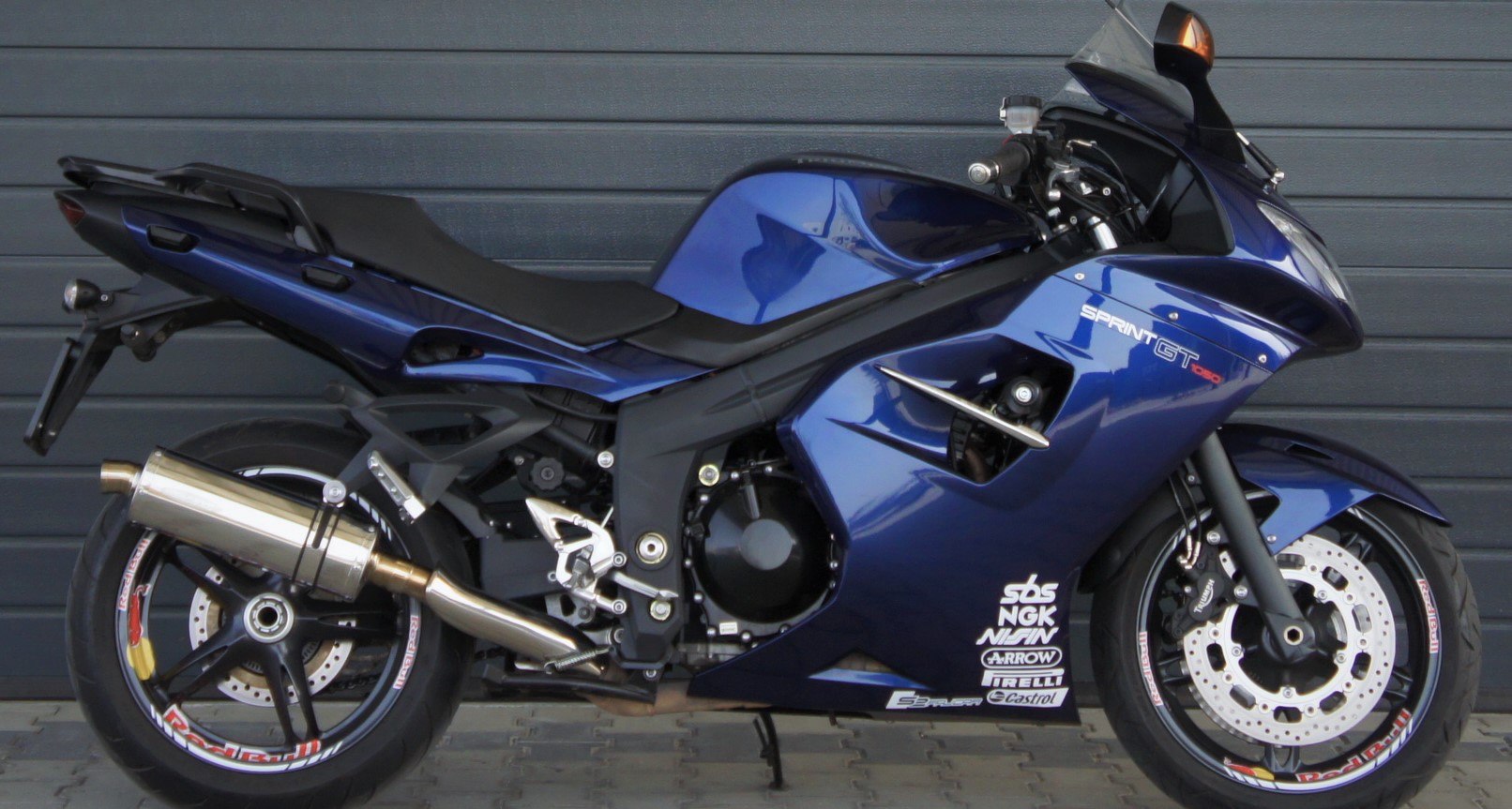 2011 TRIUMPH SPRINT GT | Picture 2780910 motorcycle photo
