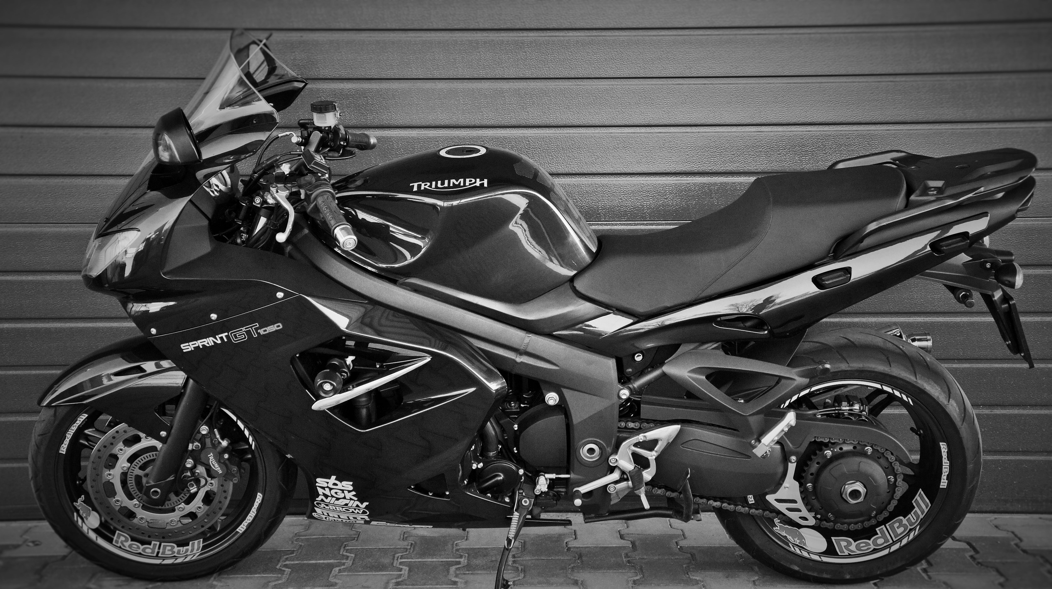 2011 TRIUMPH SPRINT GT | Picture 2780914 motorcycle photo