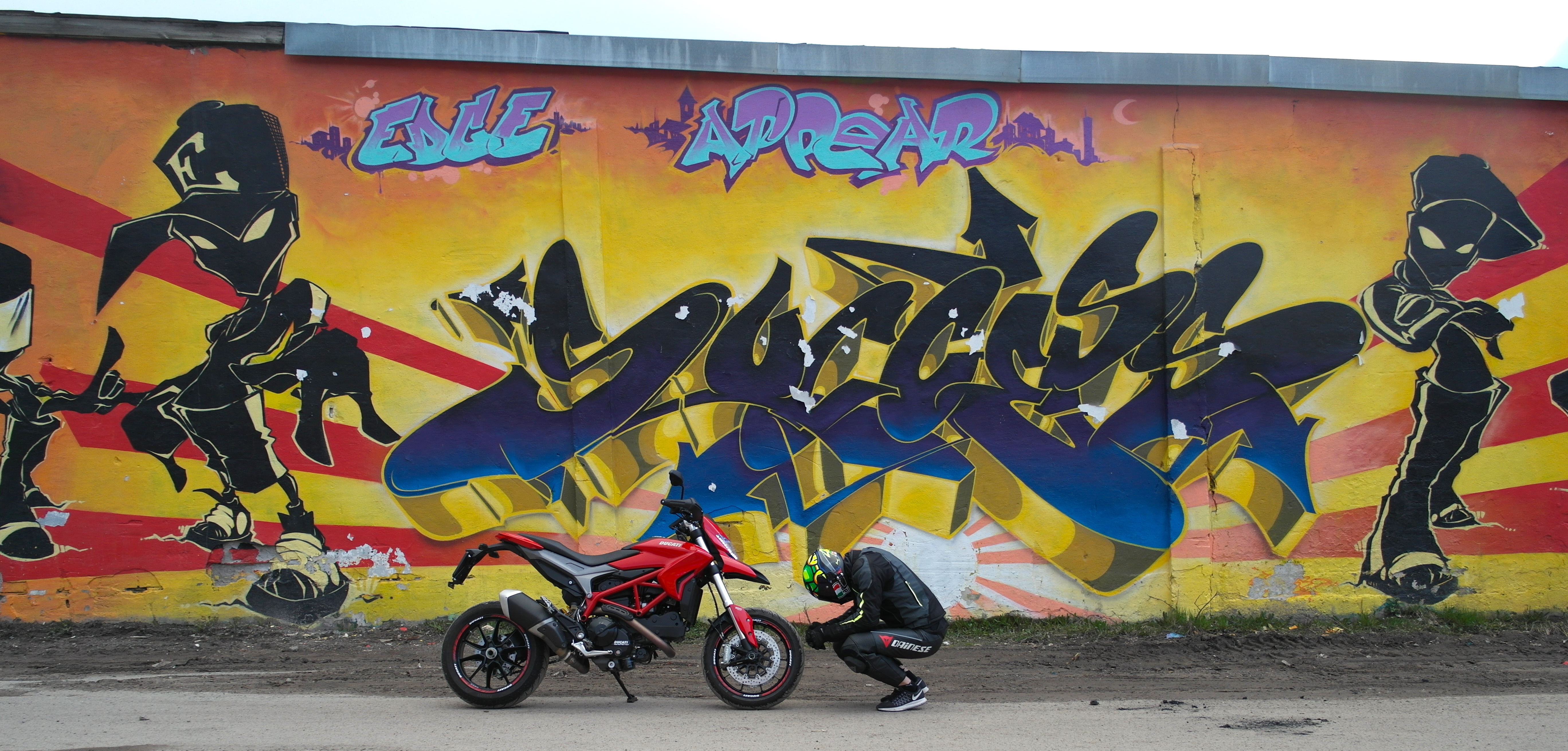 2013 DUCATI HYPERMOTARD 821 | Picture 2781968 motorcycle photo