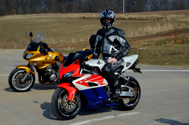 2004 HONDA CBR 1000  RR | Picture 2782081 motorcycle photo