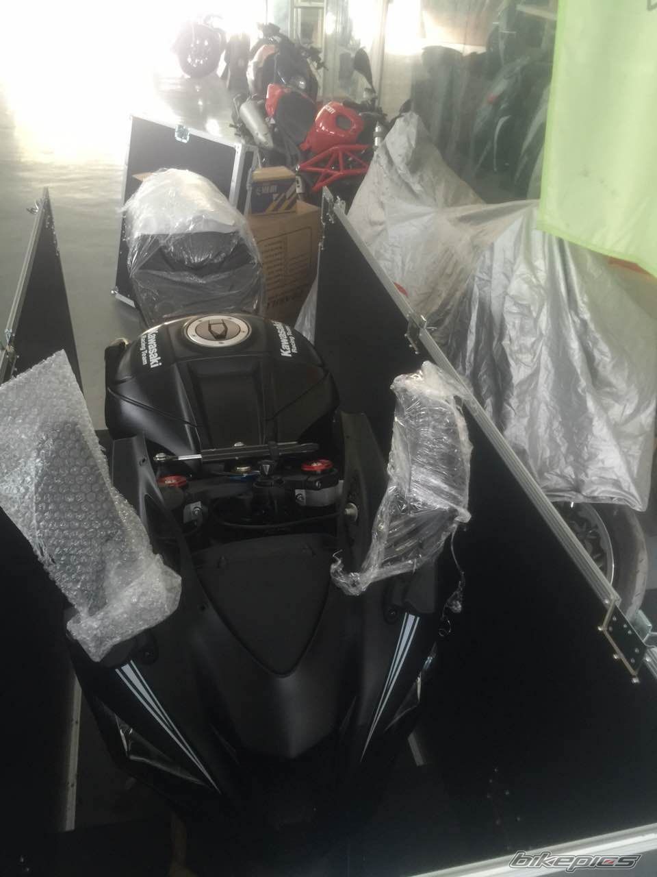 2015 KAWASAKI ZX 10R | Picture 2782507 motorcycle photo