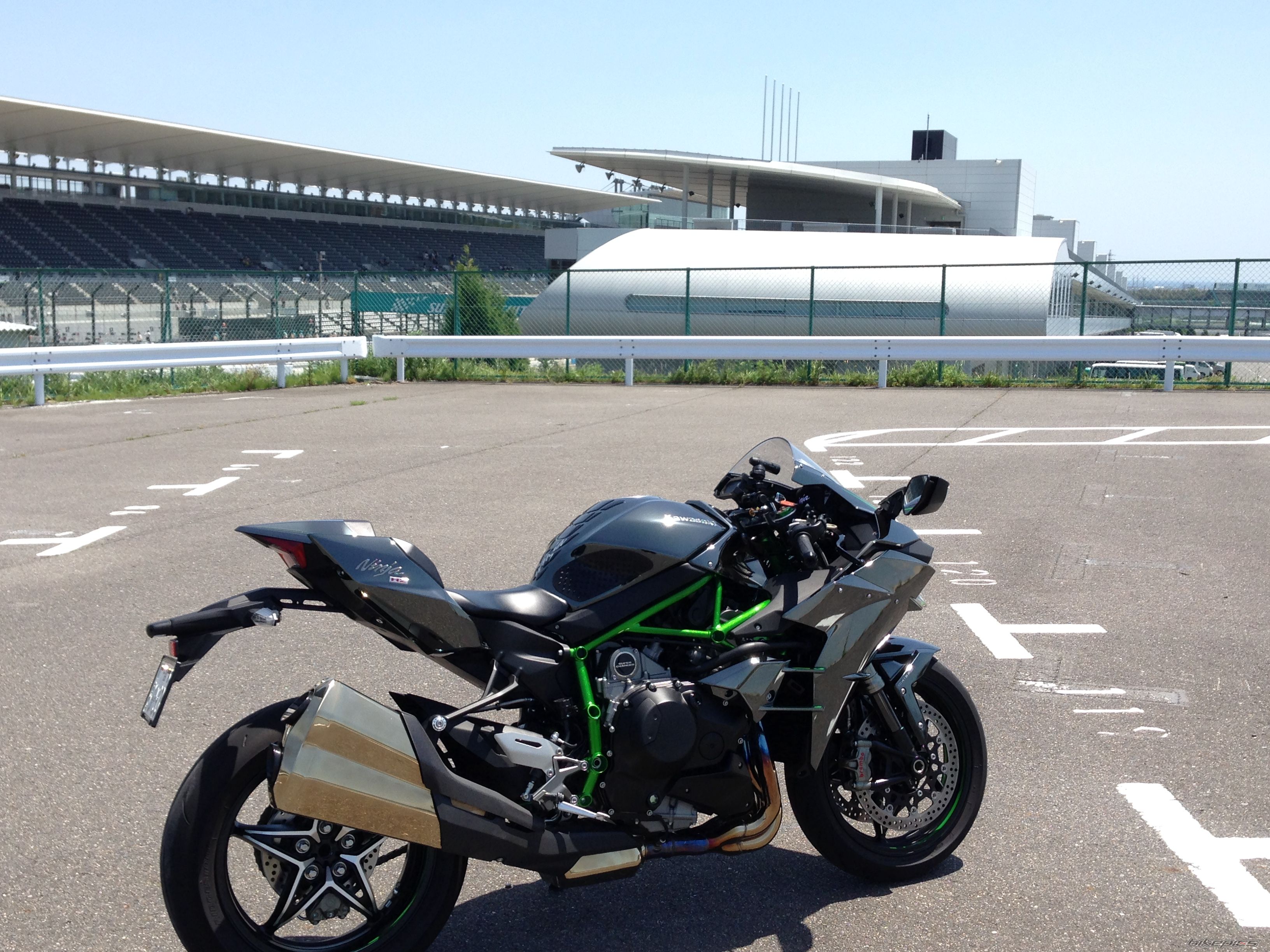 2015 KAWASAKI NINJA H2 | Picture 2783215 motorcycle photo