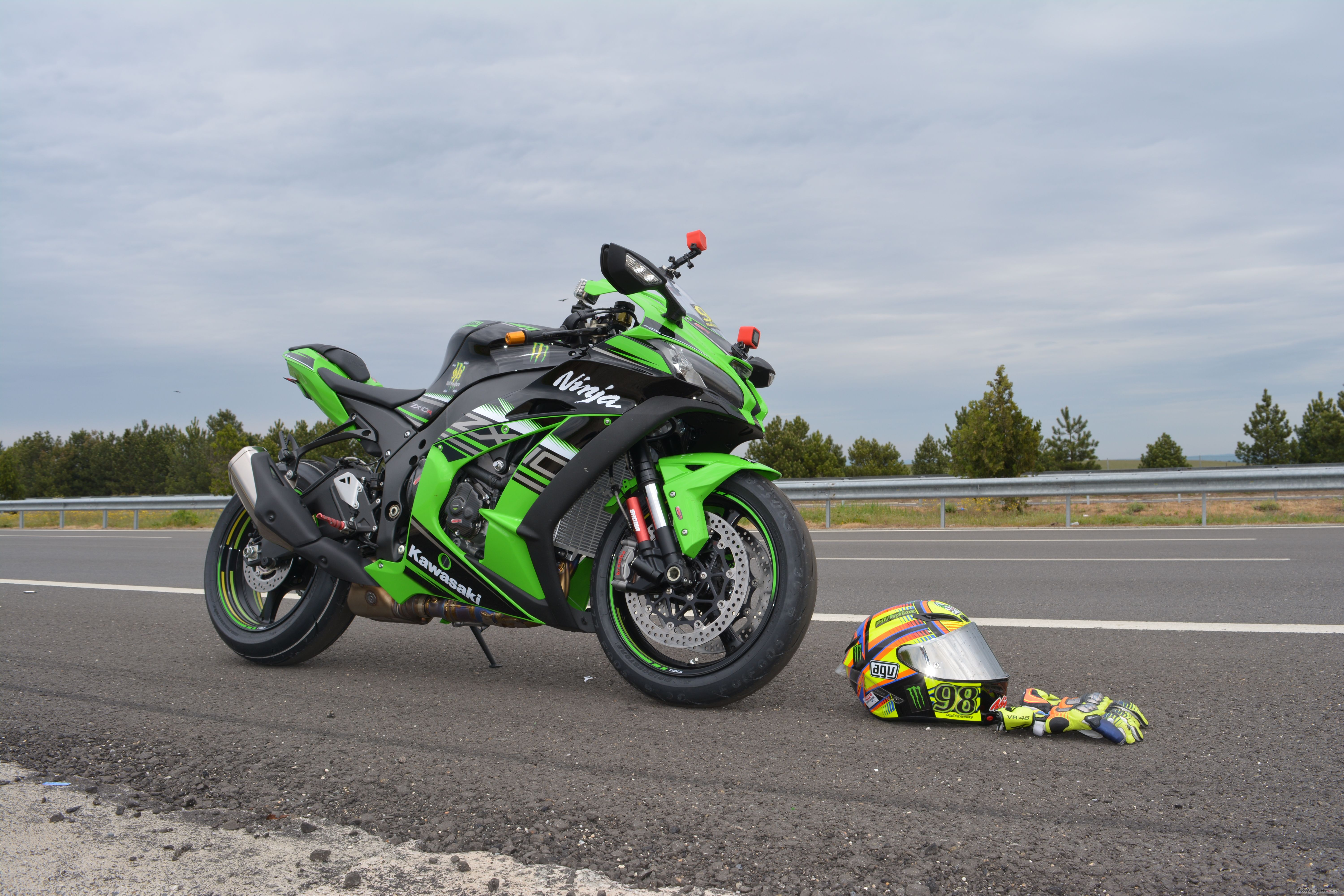 2015 KAWASAKI ZX 10R | Picture 2784195 motorcycle photo
