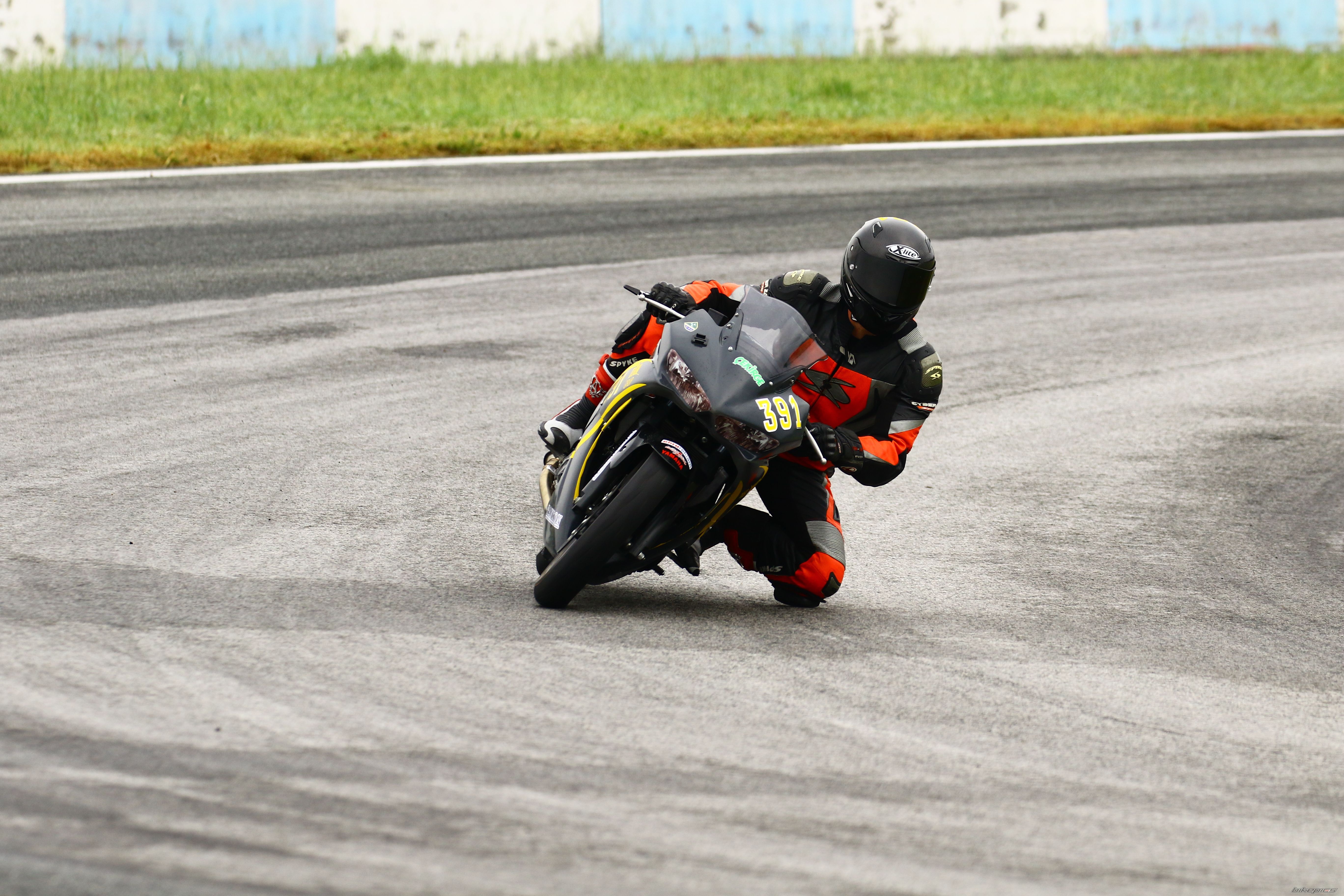 2015 YAMAHA YZF R25 | Picture 2784446 motorcycle photo