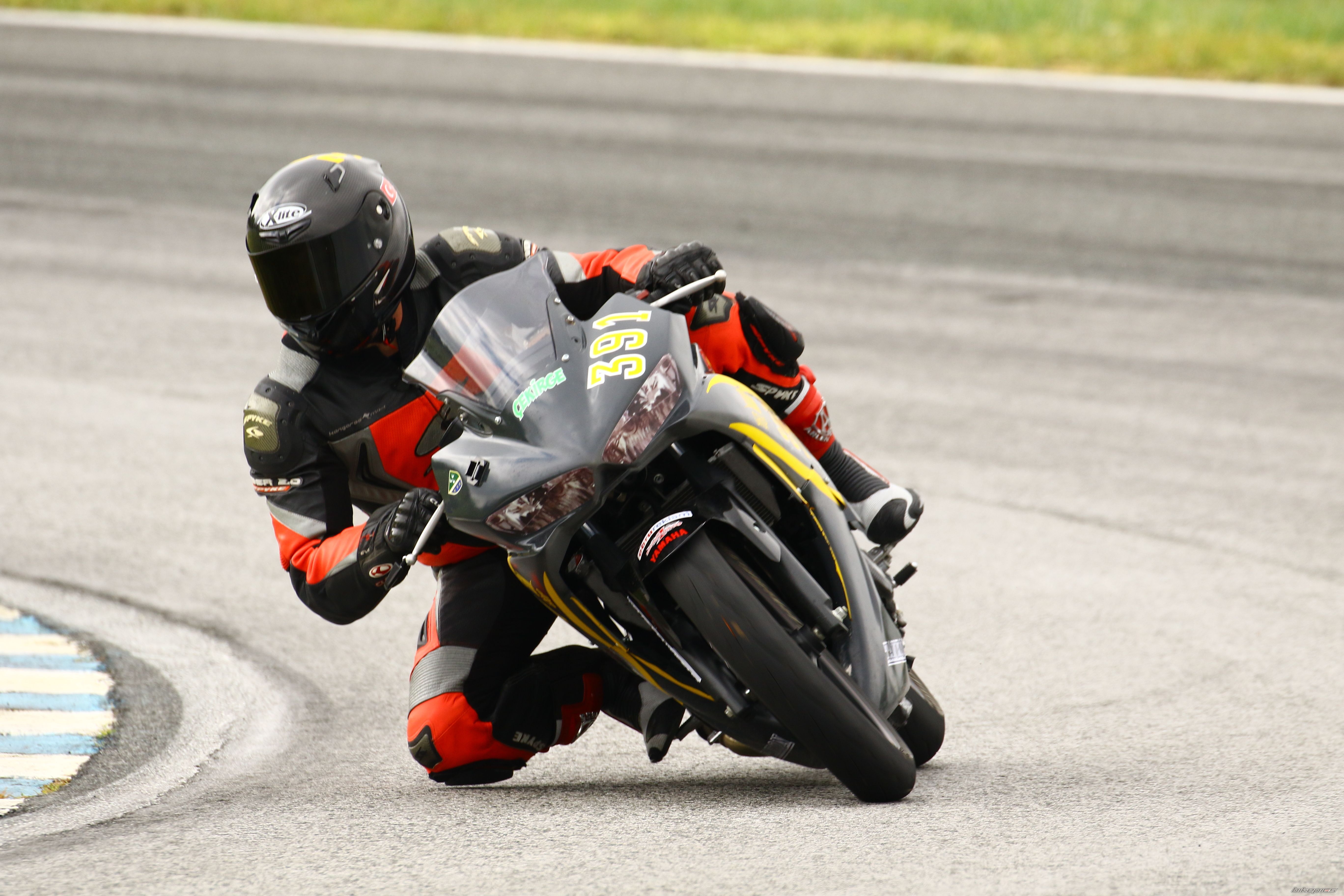 2015 YAMAHA YZF R25 | Picture 2784448 motorcycle photo