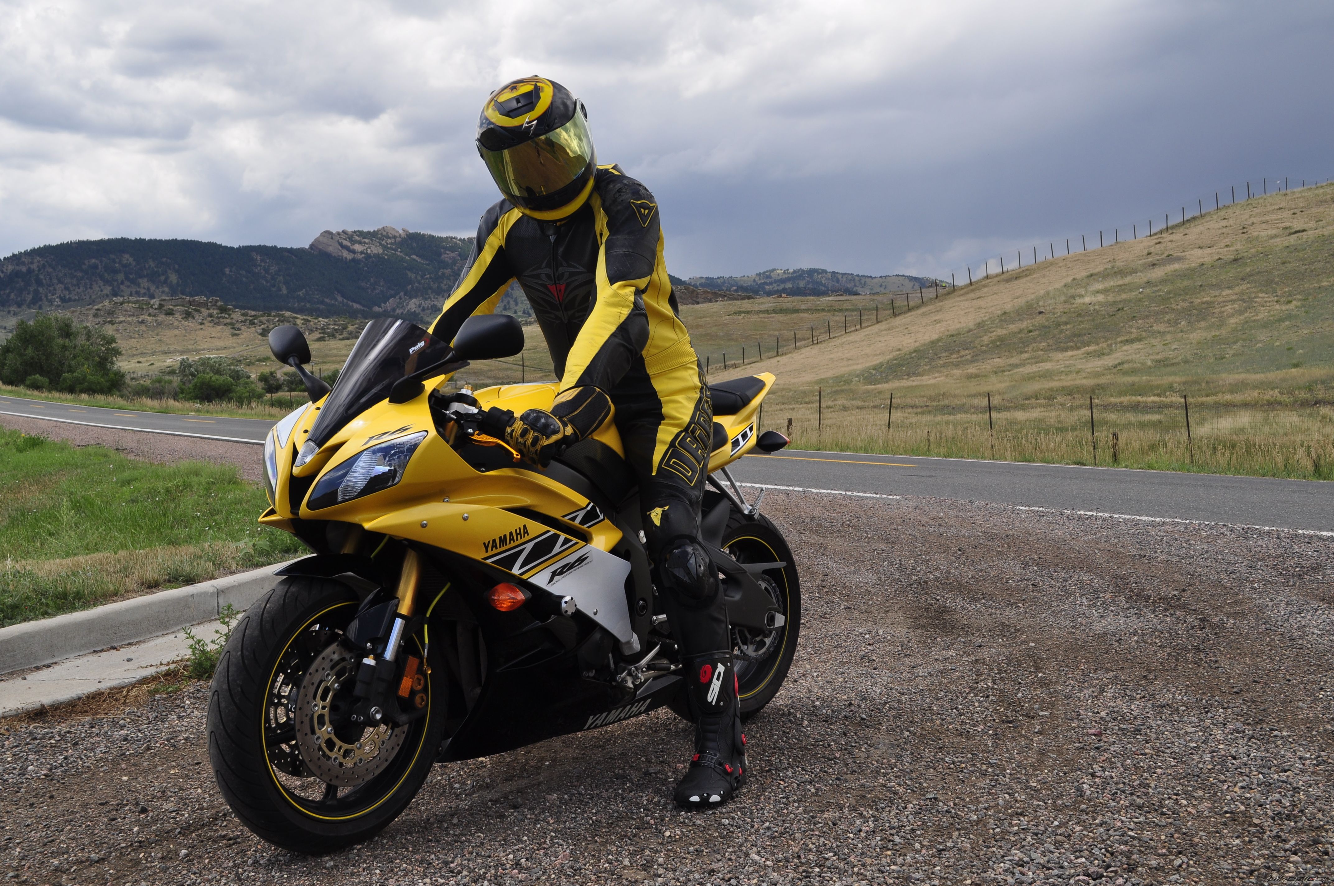 2006 YAMAHA YZF R6 | Picture 2786191 motorcycle photo