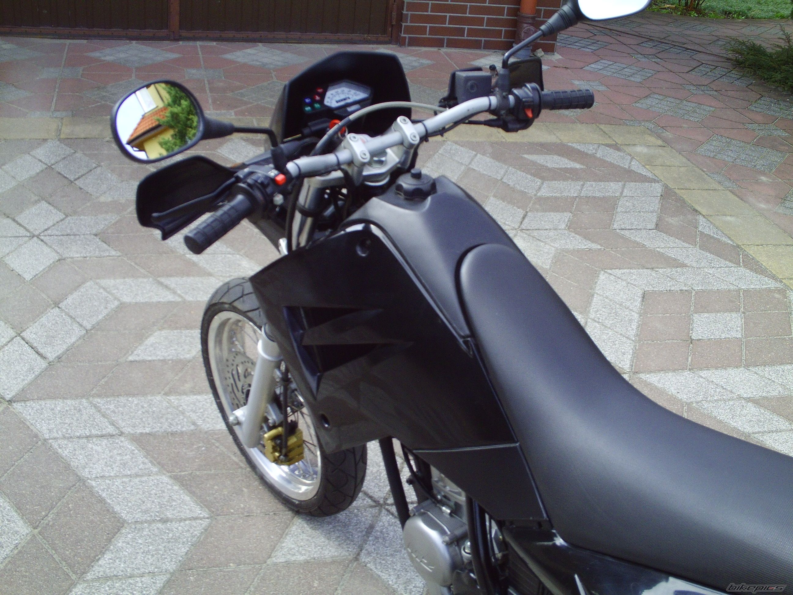 2007 MZ 125SM | Picture 2786582 motorcycle photo