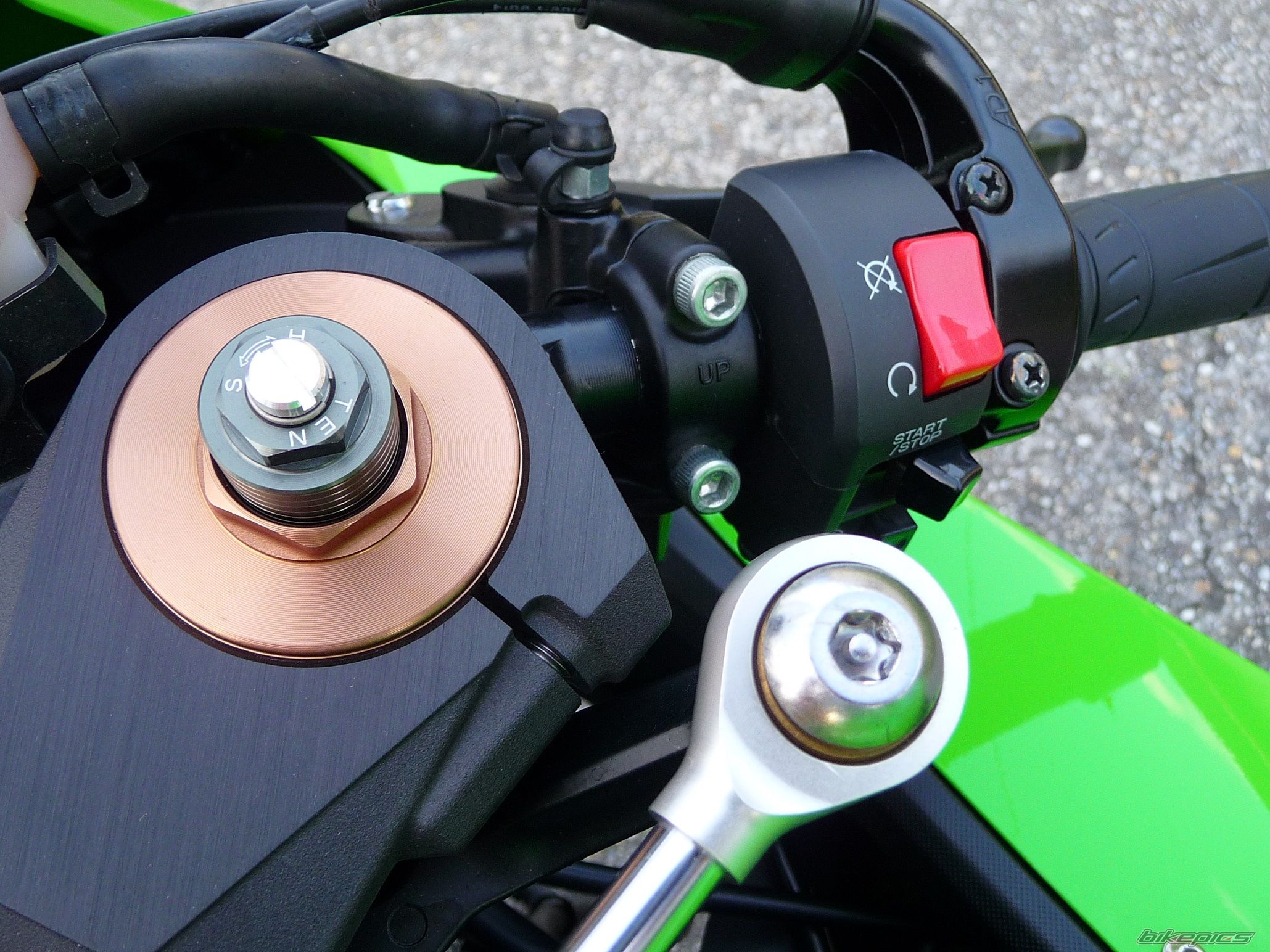 2008 KAWASAKI ZX 10R | Picture 2787029 motorcycle photo