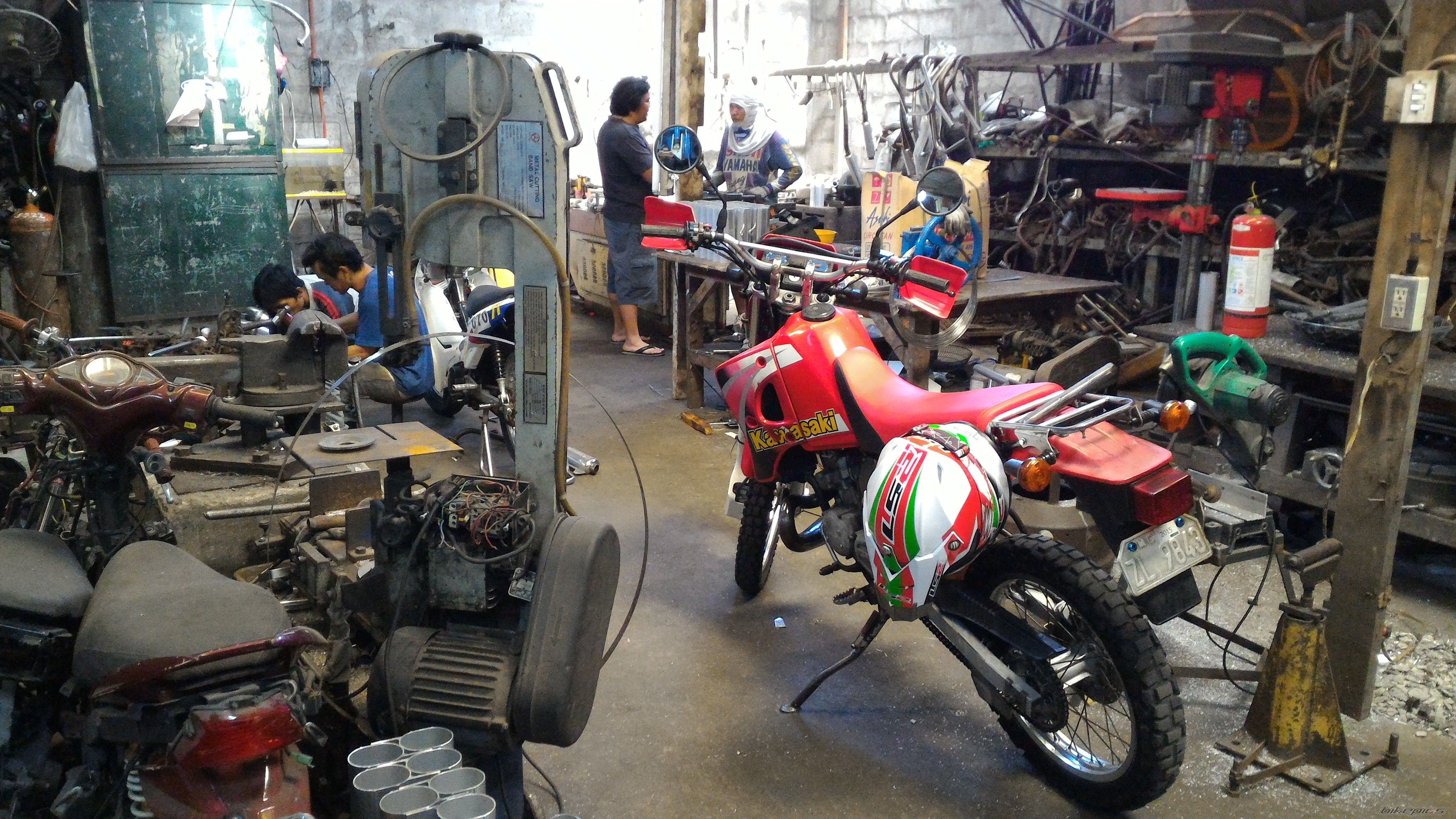 2015 KAWASAKI KMX 125 | Picture 2787419 motorcycle photo