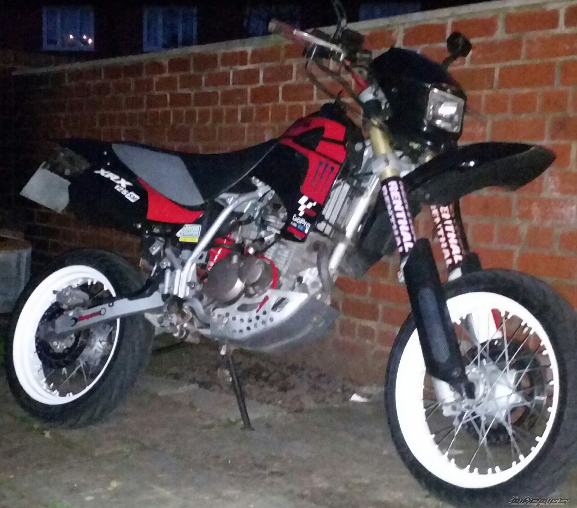 2012 HYOSUNG XRX 125 | Picture 2791331 motorcycle photo