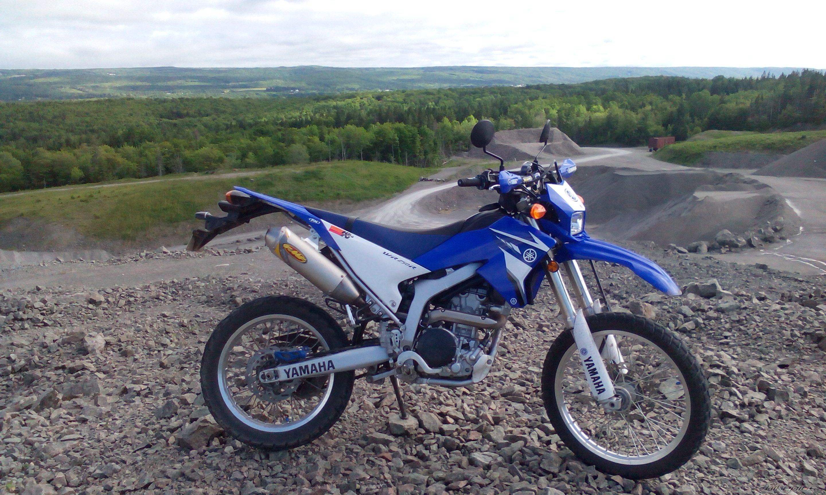 2015 YAMAHA WR250R | Picture 2792696 motorcycle photo