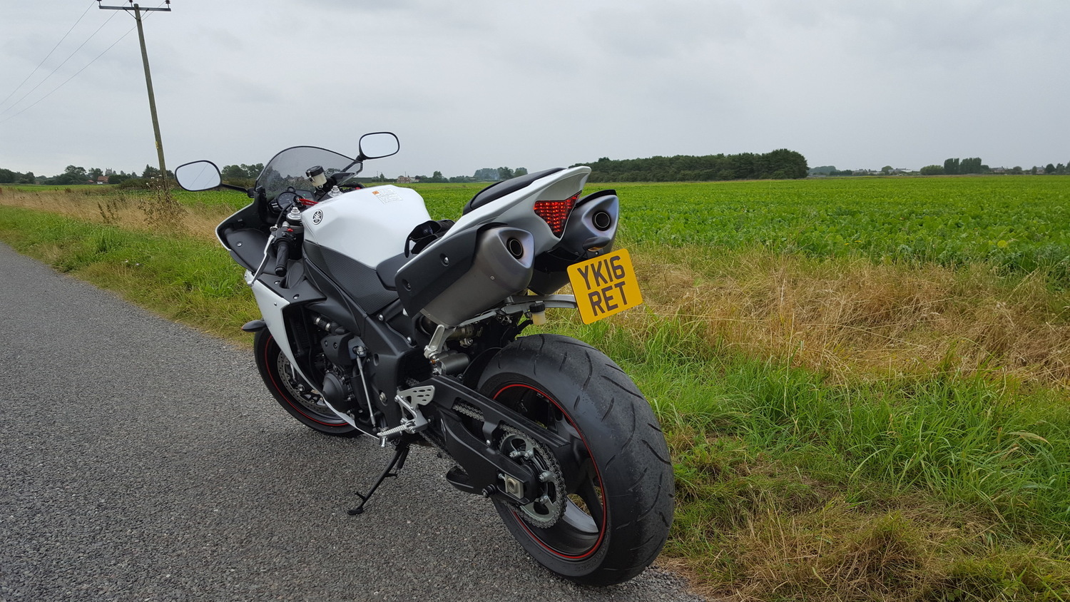 2010 YAMAHA R1 | Picture 2793007 motorcycle photo