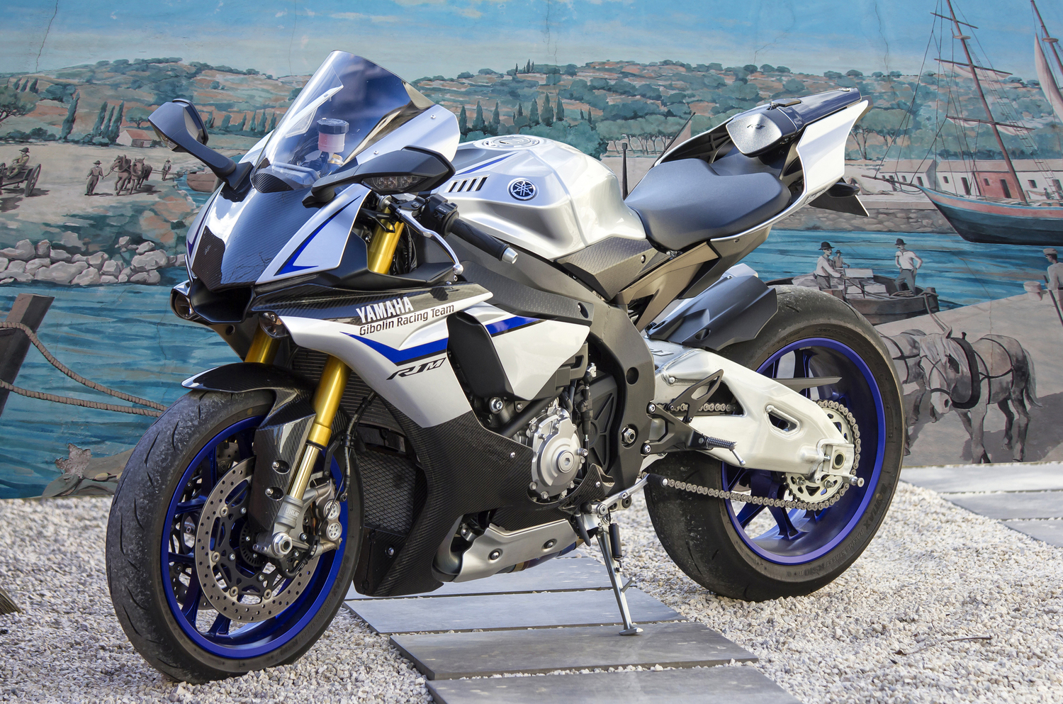 2015 YAMAHA YZF R1 | Picture 2793463 motorcycle photo