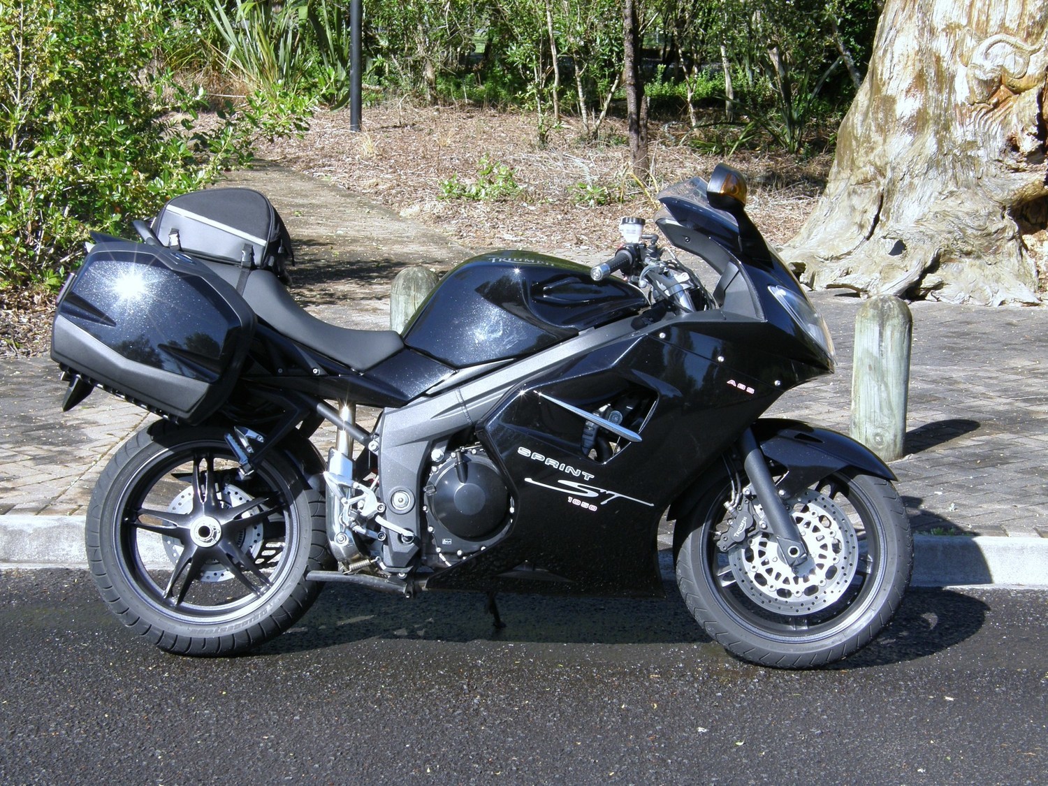 2008 TRIUMPH SPRINT ST | Picture 2793675 motorcycle photo