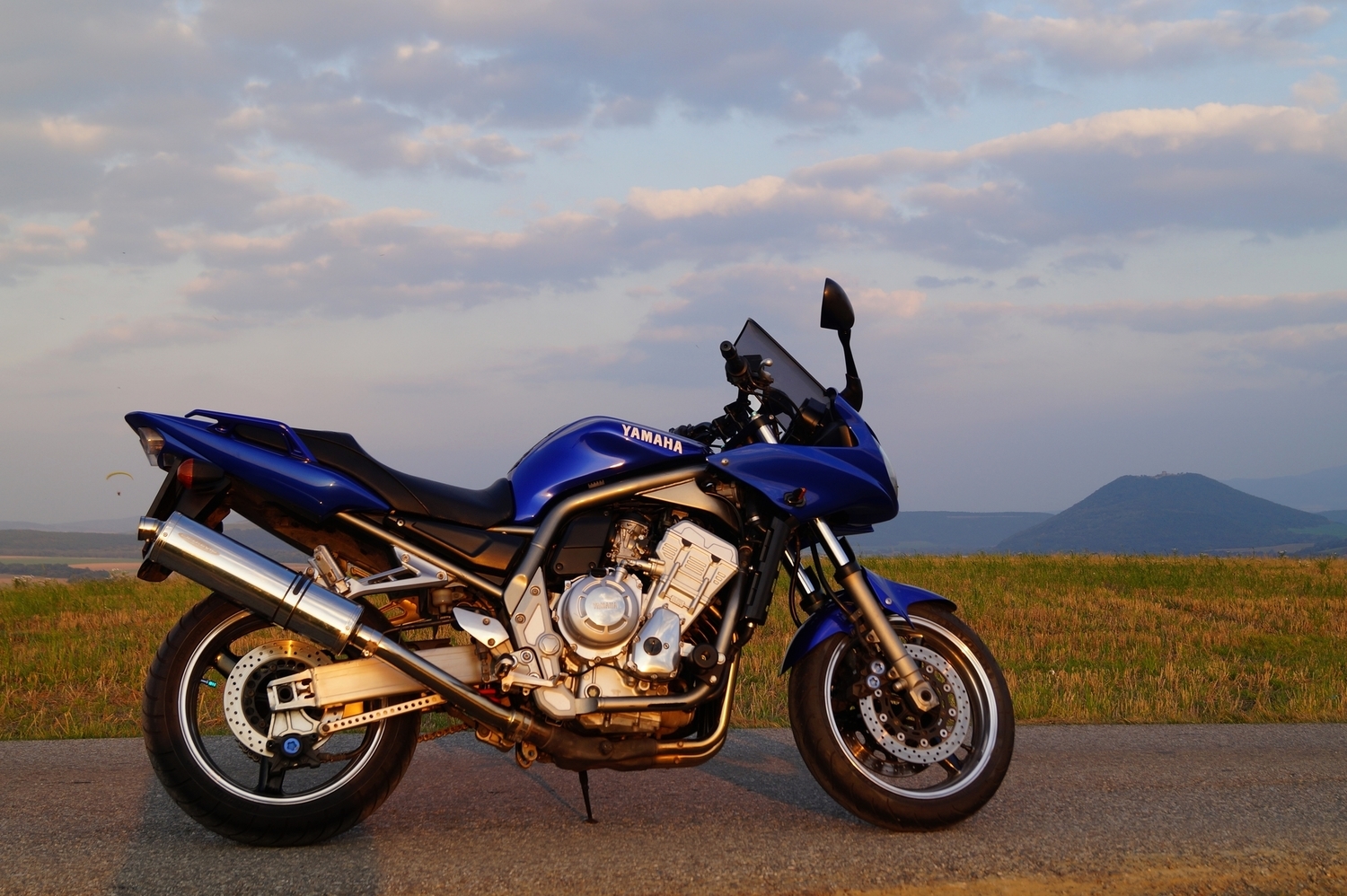 2001 YAMAHA FZS 1000 FAZER | Picture 2794158 motorcycle photo