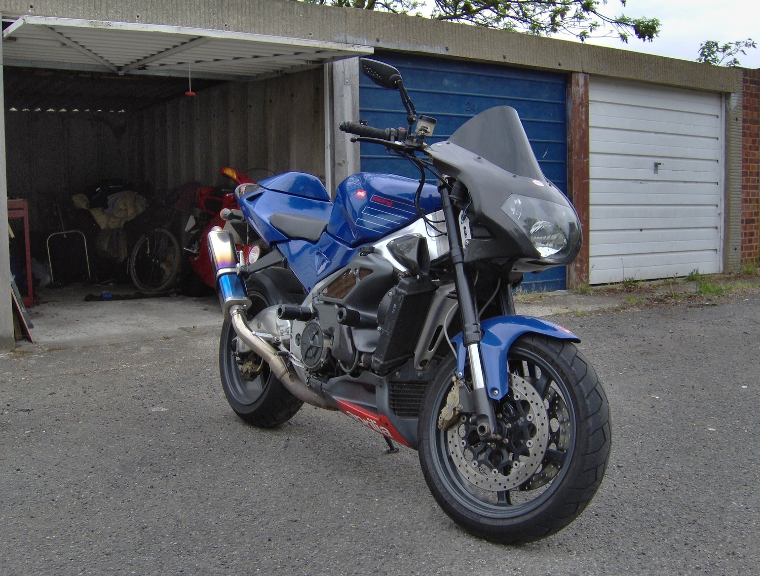 2002 APRILIA RSV 1000 MILLE | Picture 2796989 motorcycle photo