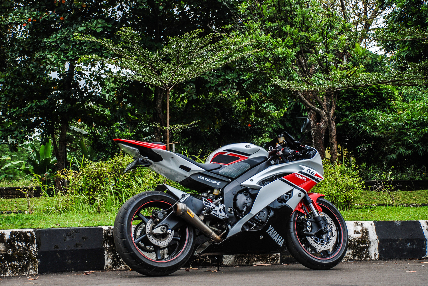 2012 YAMAHA YZF R6 | Picture 2797024 motorcycle photo