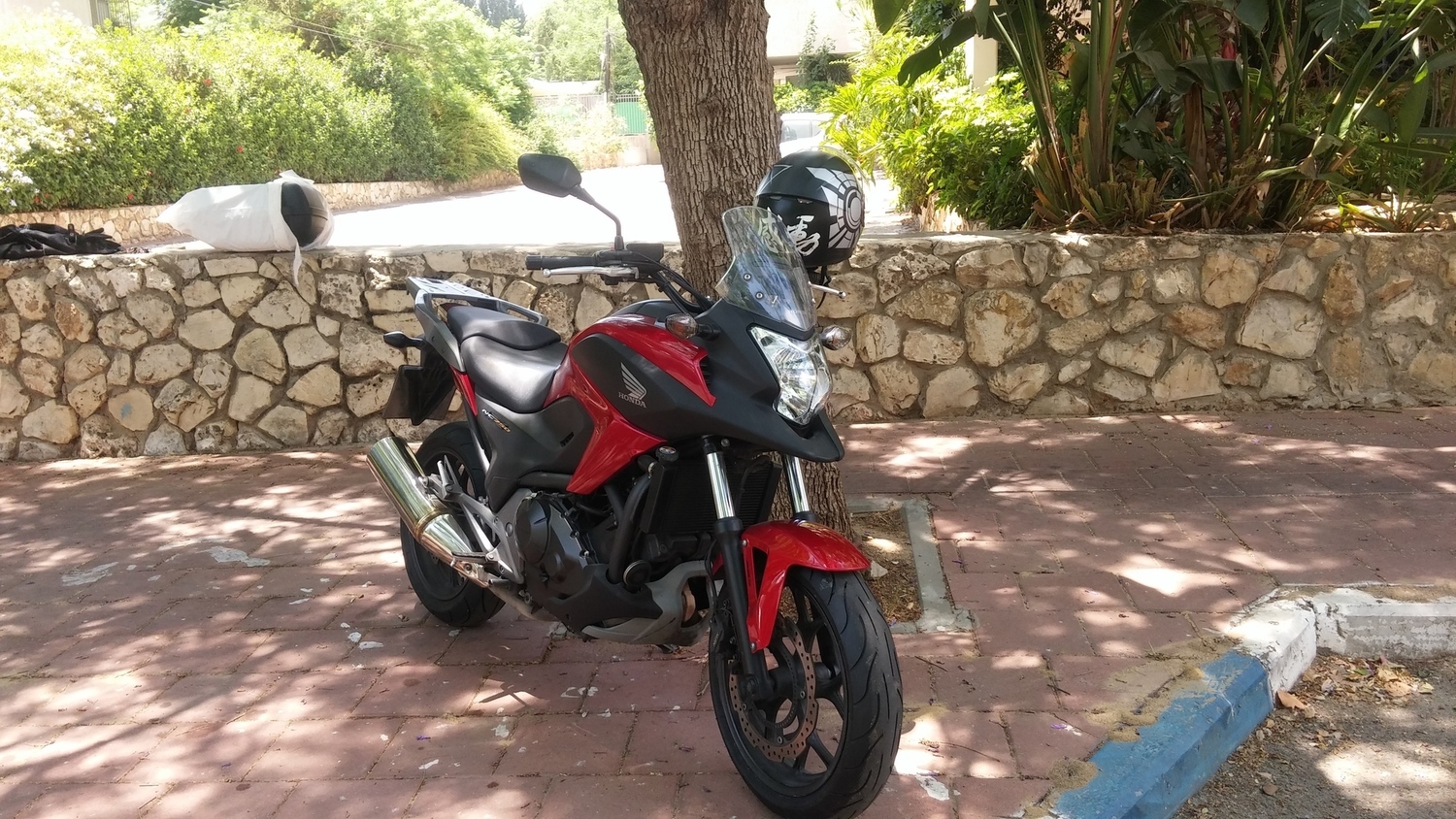 2014 HONDA NC750XA | Picture 2797646 motorcycle photo