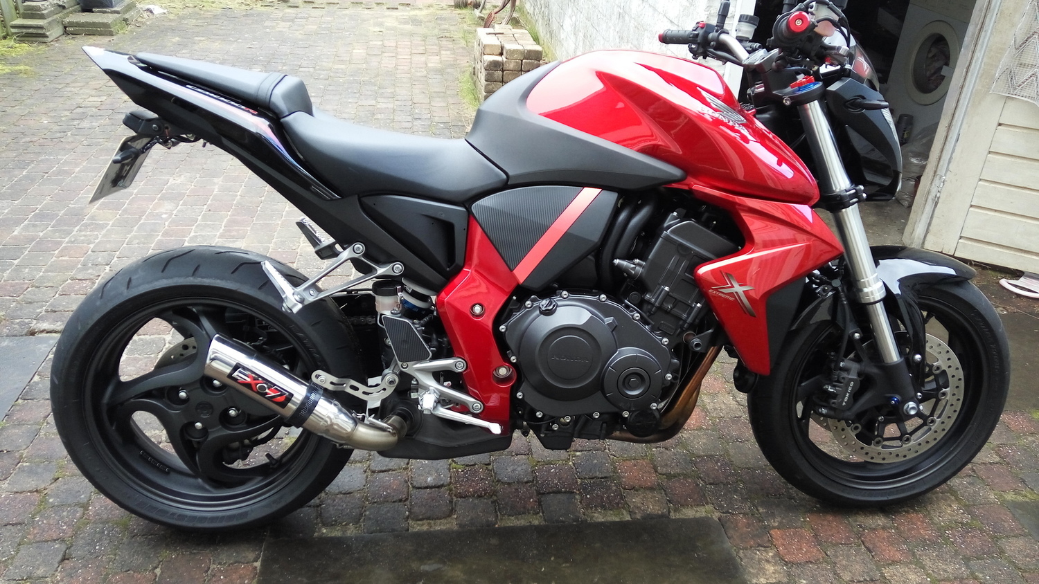 2010 HONDA CB 1000 R | Picture 2797965 motorcycle photo
