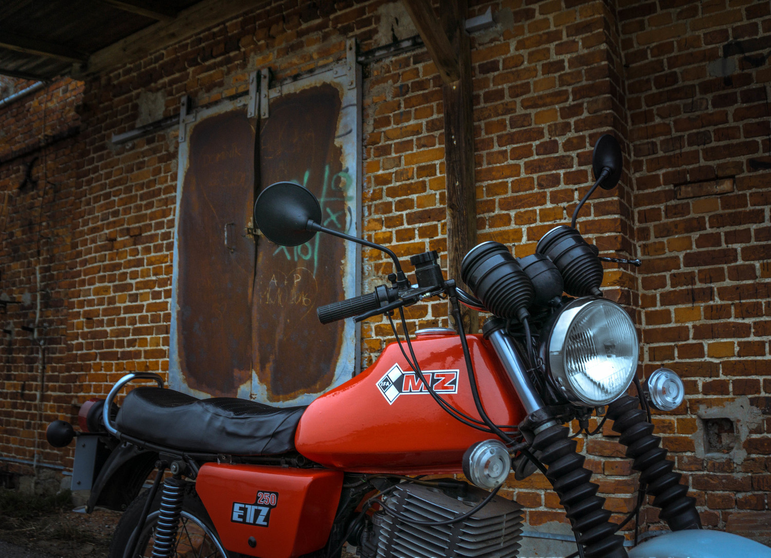 1986 MZ ETZ 250 | Picture 2797973 motorcycle photo