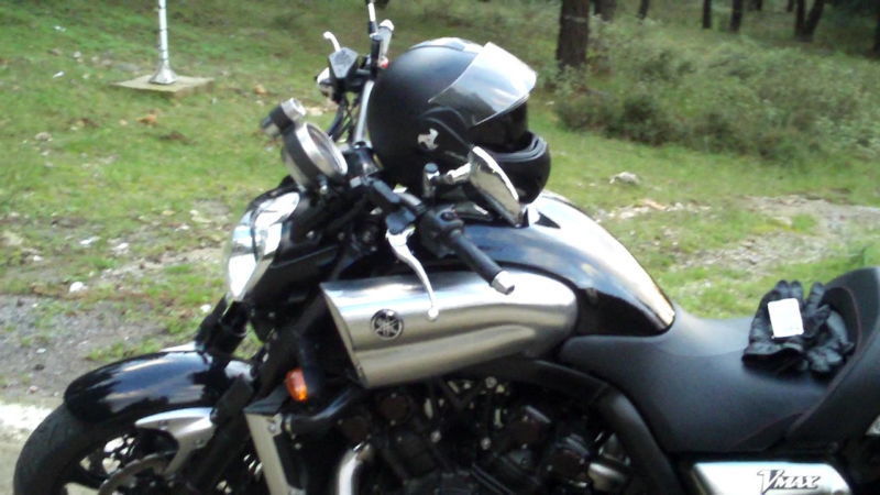 2009 YAMAHA VMAX 1700 | Picture 2798008 motorcycle photo