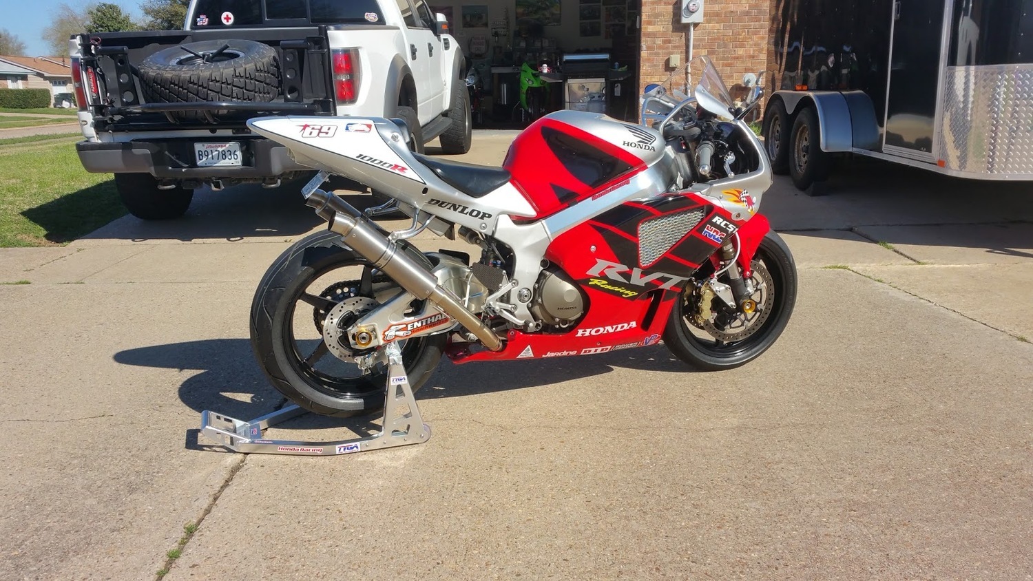 2004 HONDA RC51 | Picture 2798100 motorcycle photo