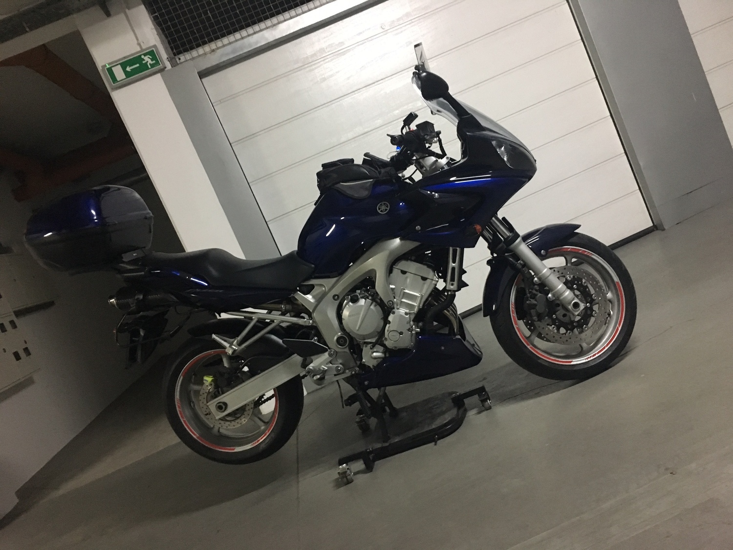 2004 YAMAHA FZ6 FAZER | Picture 2798241 motorcycle photo