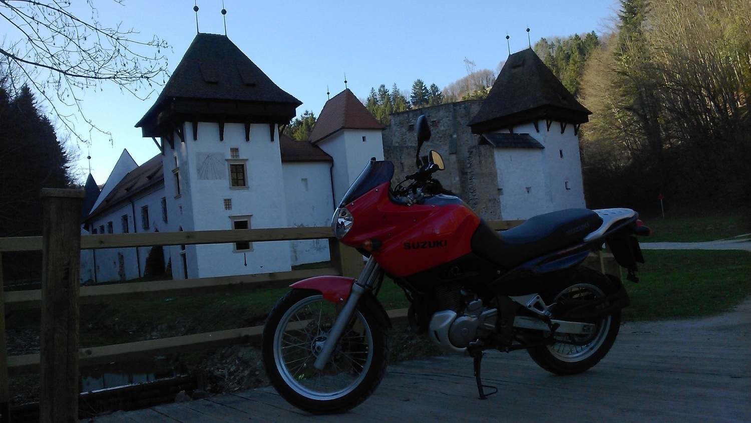 2001 SUZUKI XF 650 FREEWIND | Picture 2799043 motorcycle photo