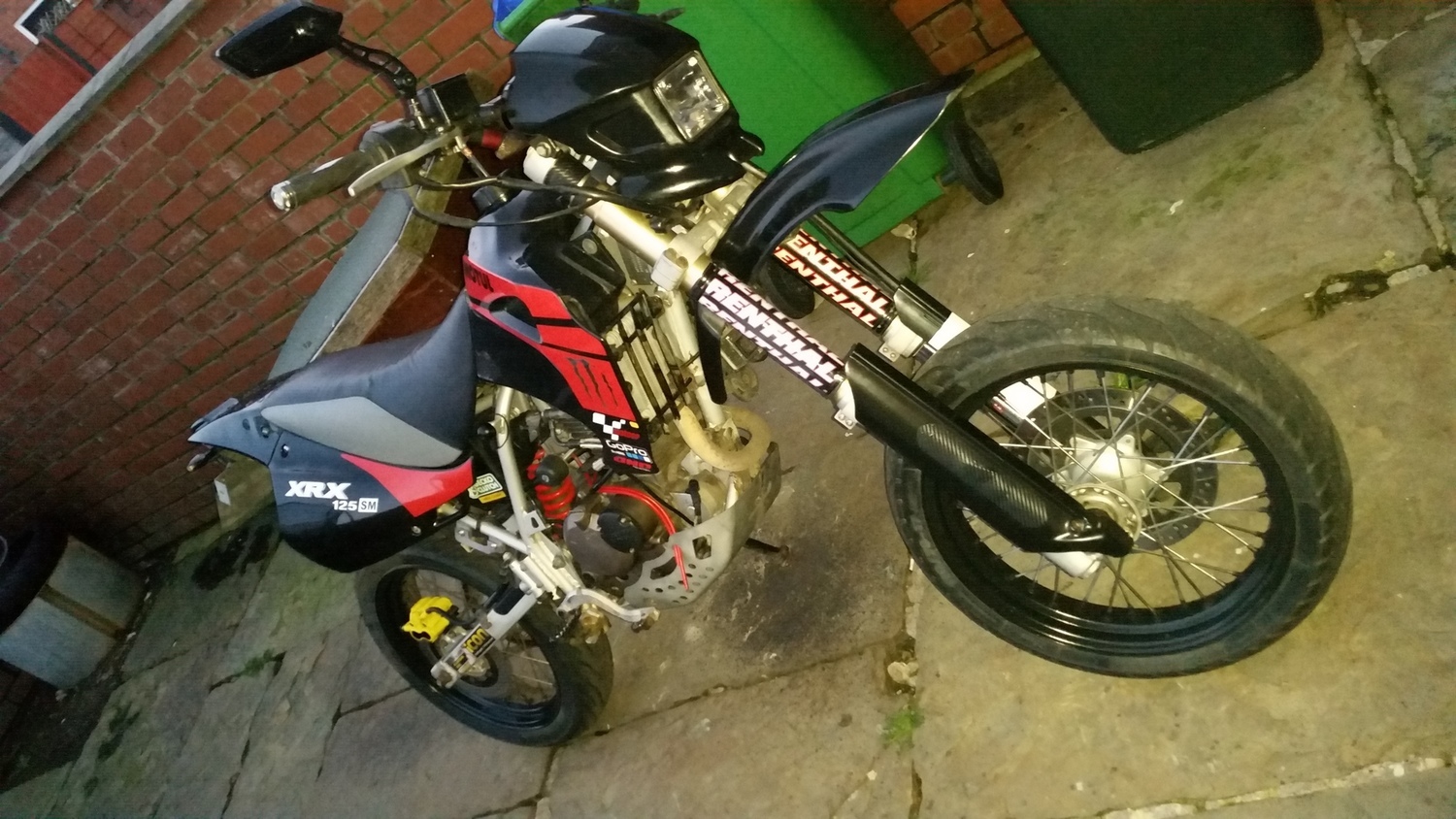 2012 HYOSUNG XRX 125 | Picture 2799073 motorcycle photo